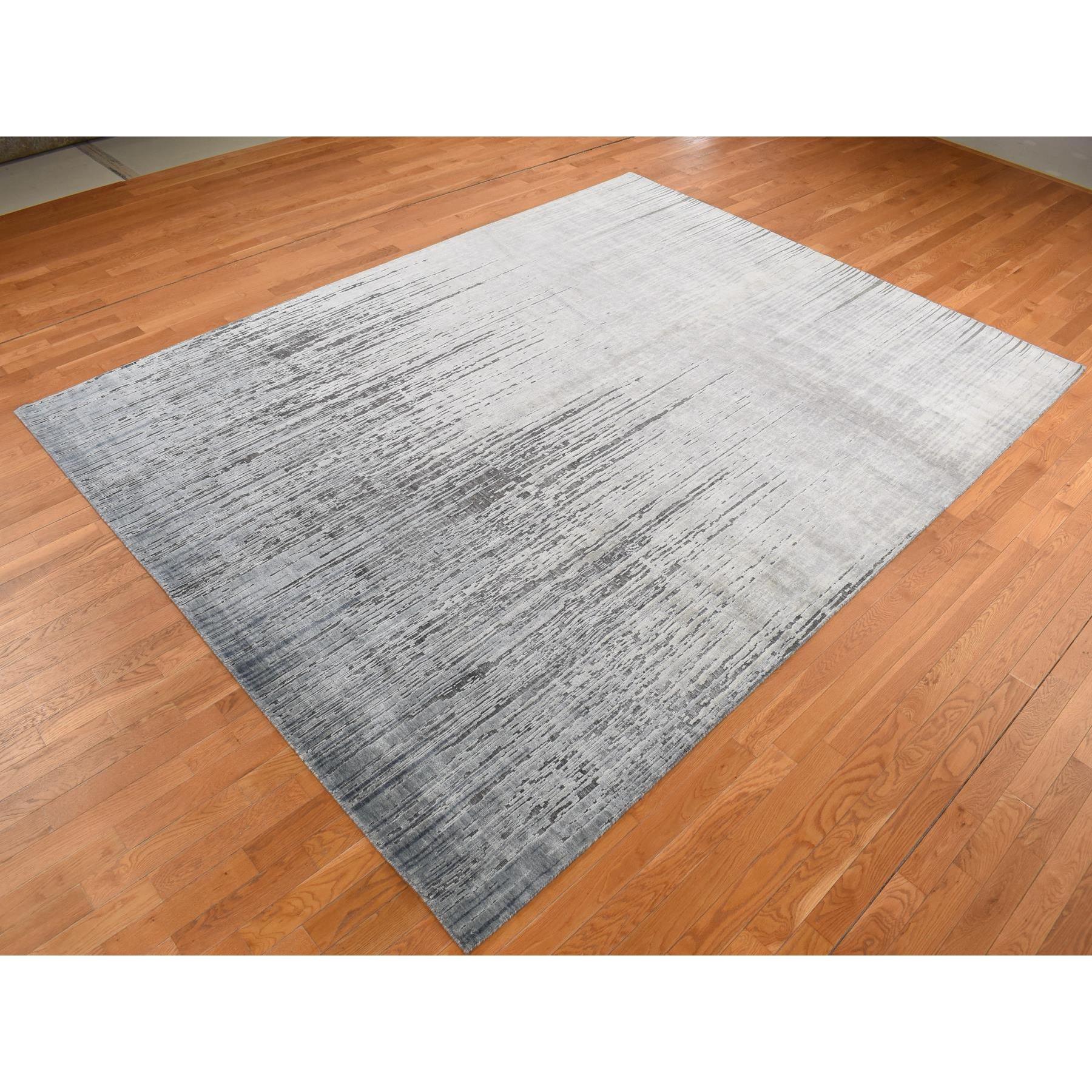 Moderno Tappeto grigio medio verticale Design/One in pura seta annodato a mano 9'0