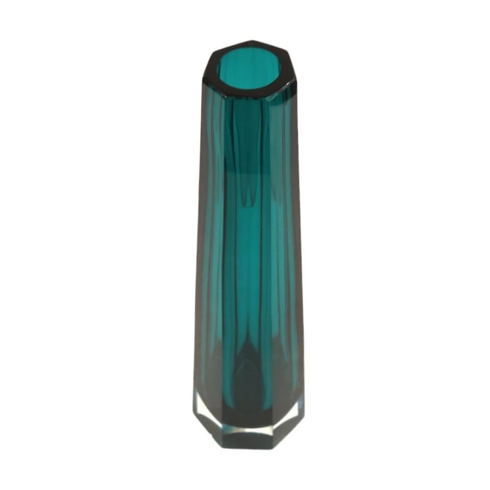 20th Century Medium Green Emerald  Murano Glass Vase For Sale