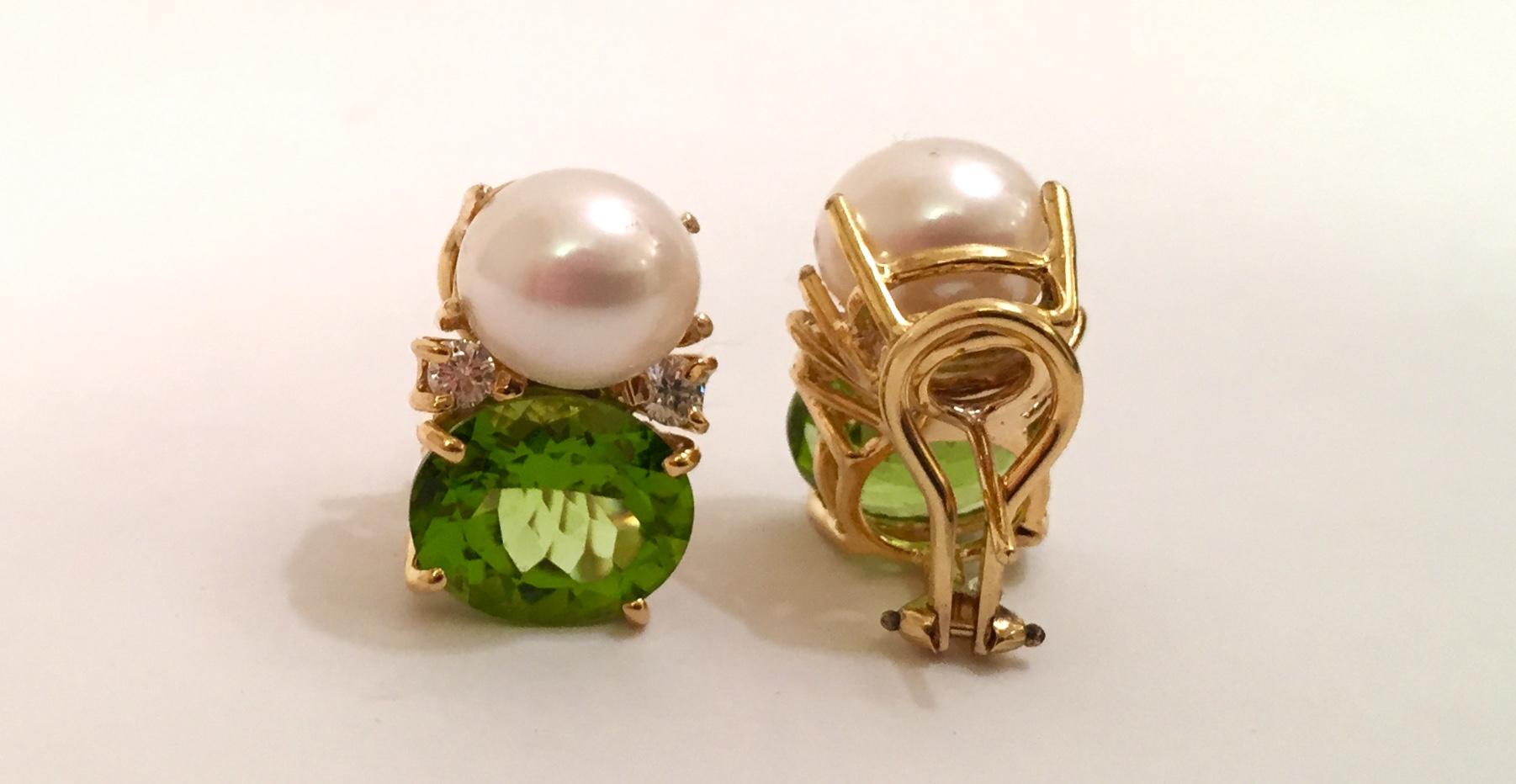 Medium Gum Drop Earrings with Pearls and Peridot and Four Diamonds In New Condition For Sale In New York, NY
