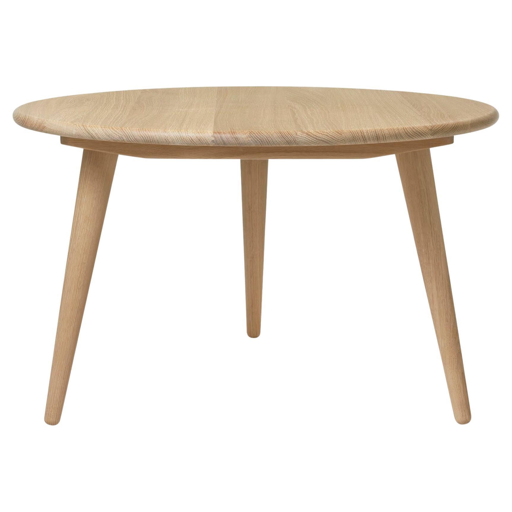 Table basse moyenne Hans Wegner 'CH008' en chêne et savon pour Carl Hansen & Son