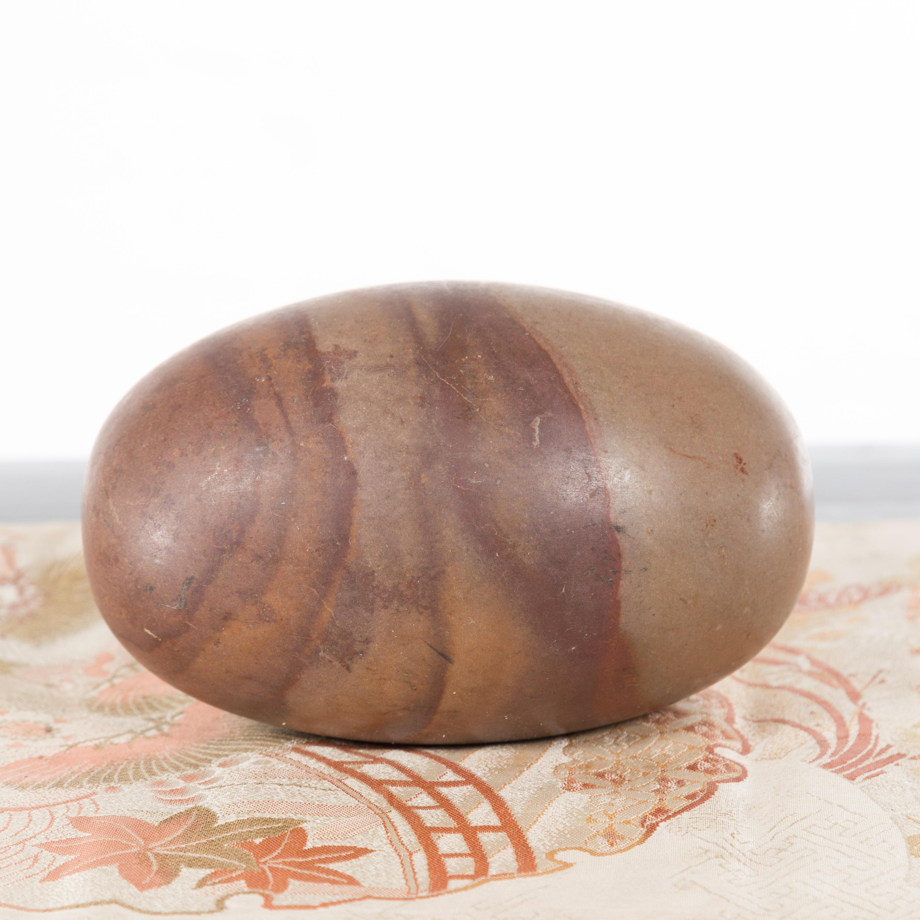 Medium Hindu Two-Toned Stone Shiva Lingam from the Narmada River For Sale 2