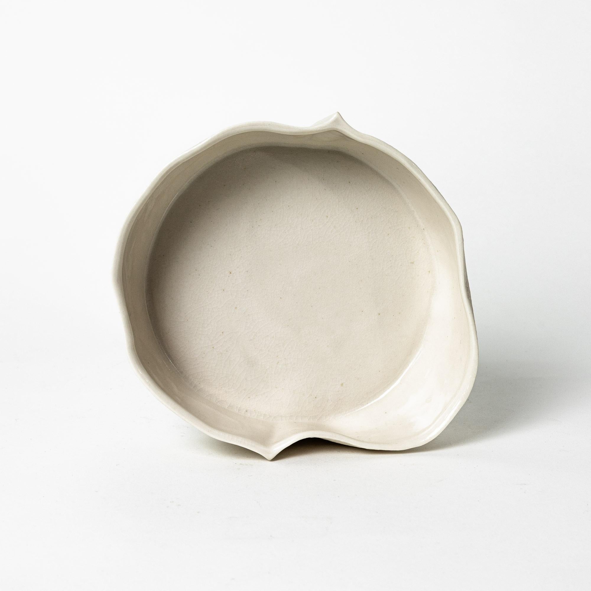 Fatto a mano Piatto Kawa medio, Vide Poche in ceramica bianca organica, Vassoio in porcellana per la raccolta differenziata in vendita