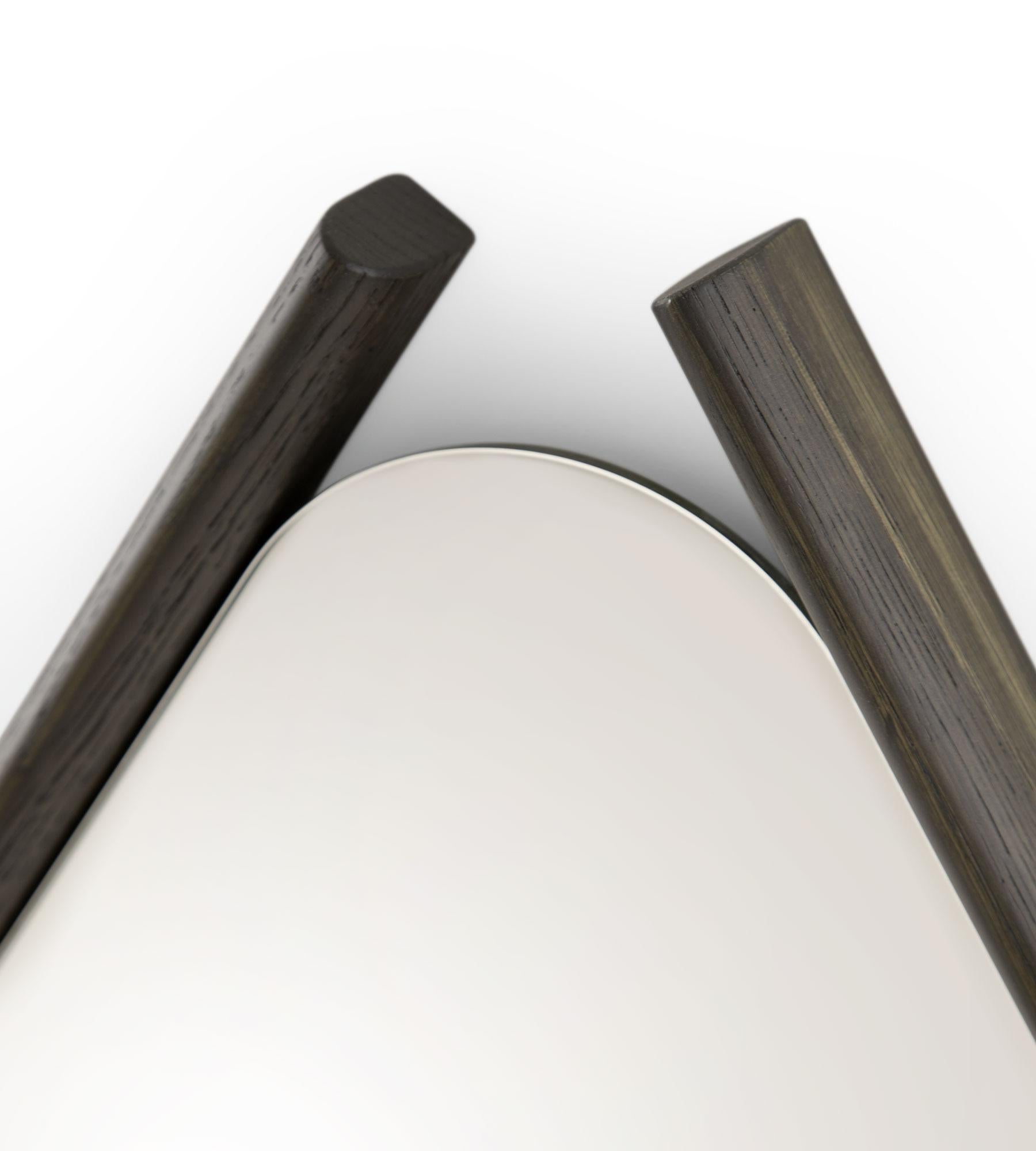 XXI secolo e contemporaneo Specchio a occhio medio in Oak Wood Laguna di Morica Design in vendita