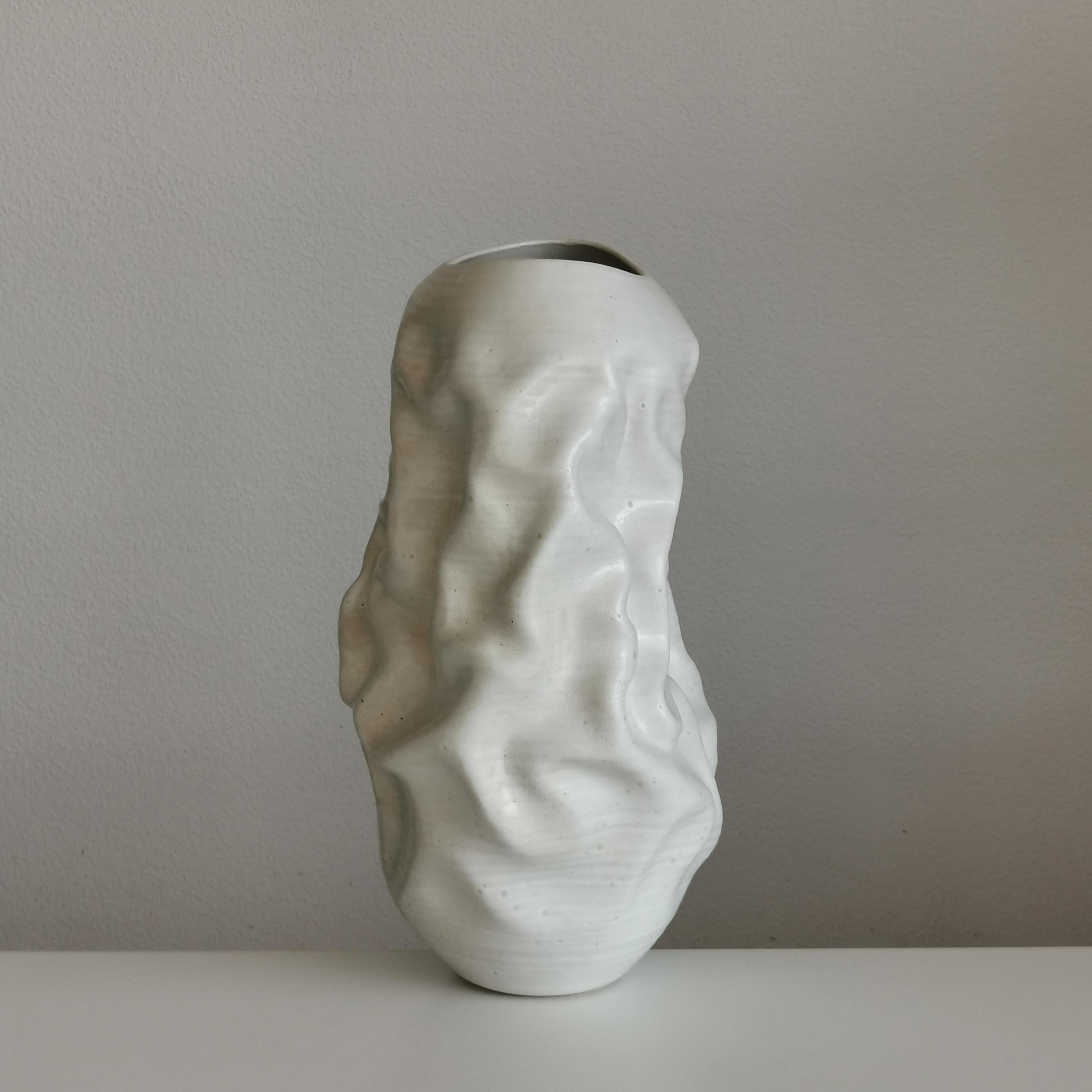 Großes weißes Dehydrated Formgefäß in dehydrierter Form, Gefäß Nr.126, Keramikskulptur im Angebot 5