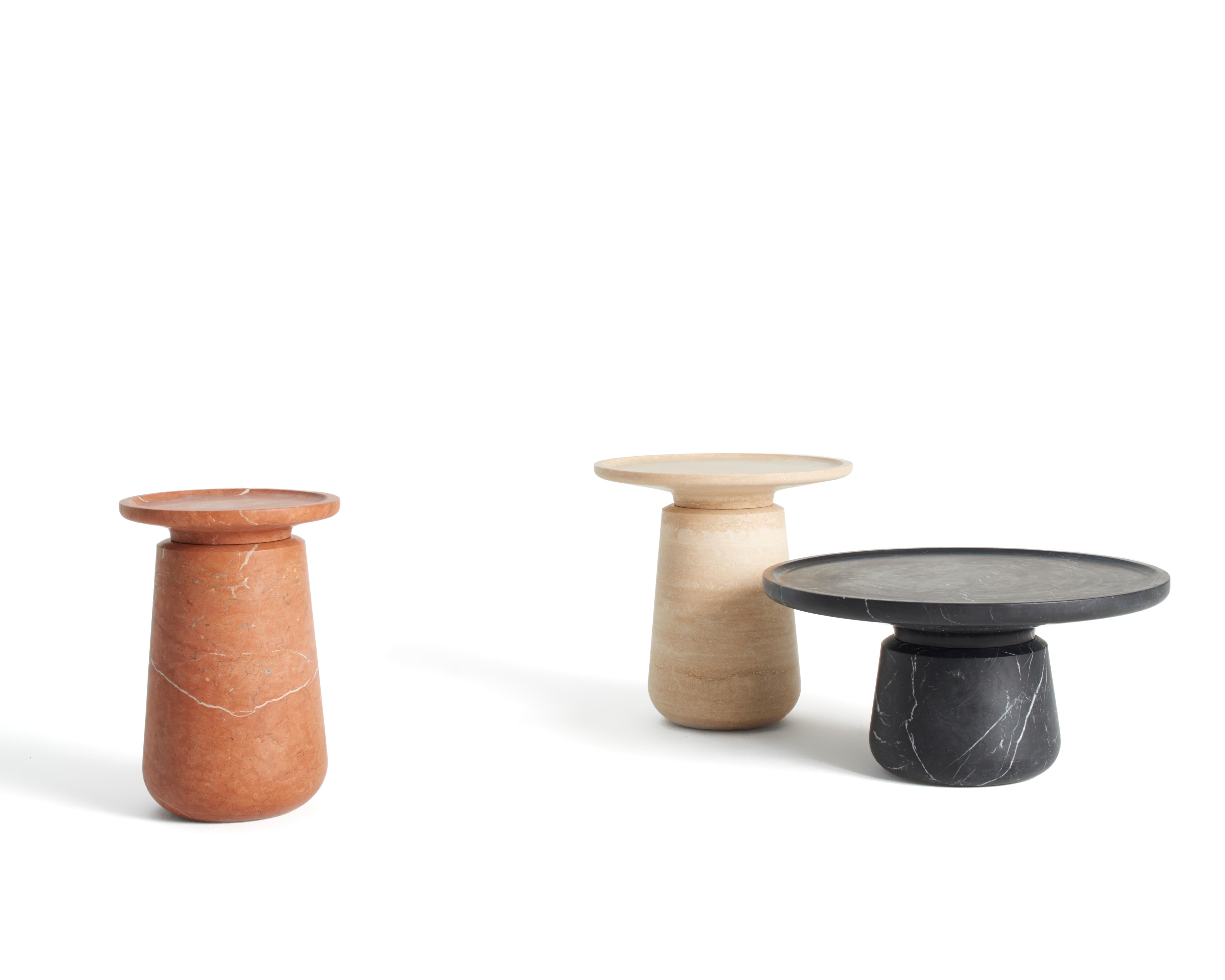 Table d'appoint Altana en marbre moyen d'Ivan Colominas en vente 2
