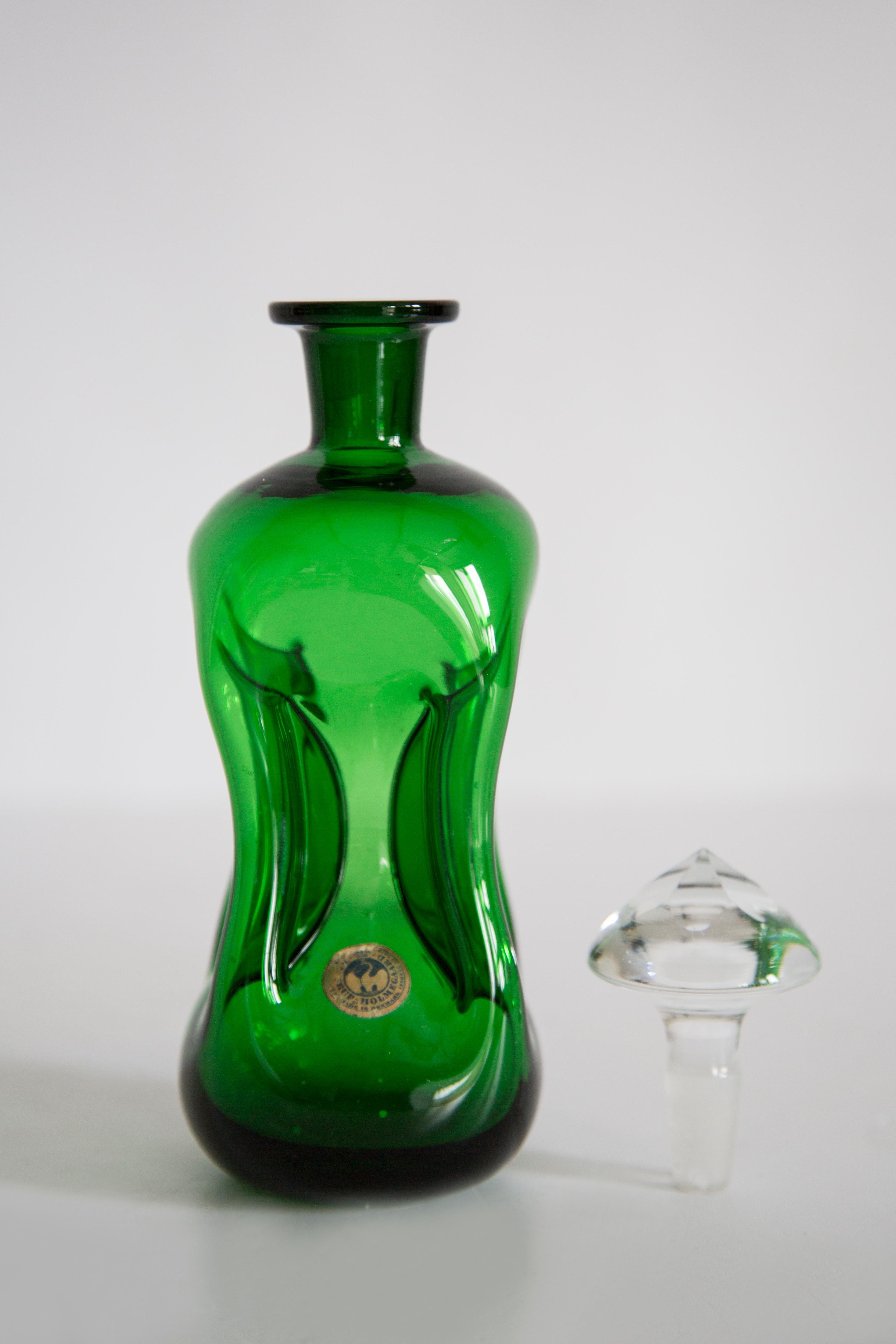 Medium Mid Century Holmegaard Glasswork Green Vase Decanter, Denmark, 1960s In Good Condition For Sale In 05-080 Hornowek, PL