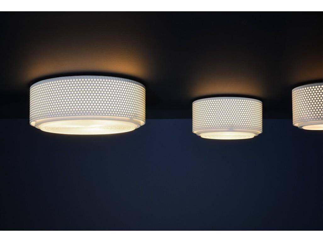 Mid-Century moderno Lampada da parete/soffitto Medium Model G13 Flush Mount di Pierre Guariche in vendita