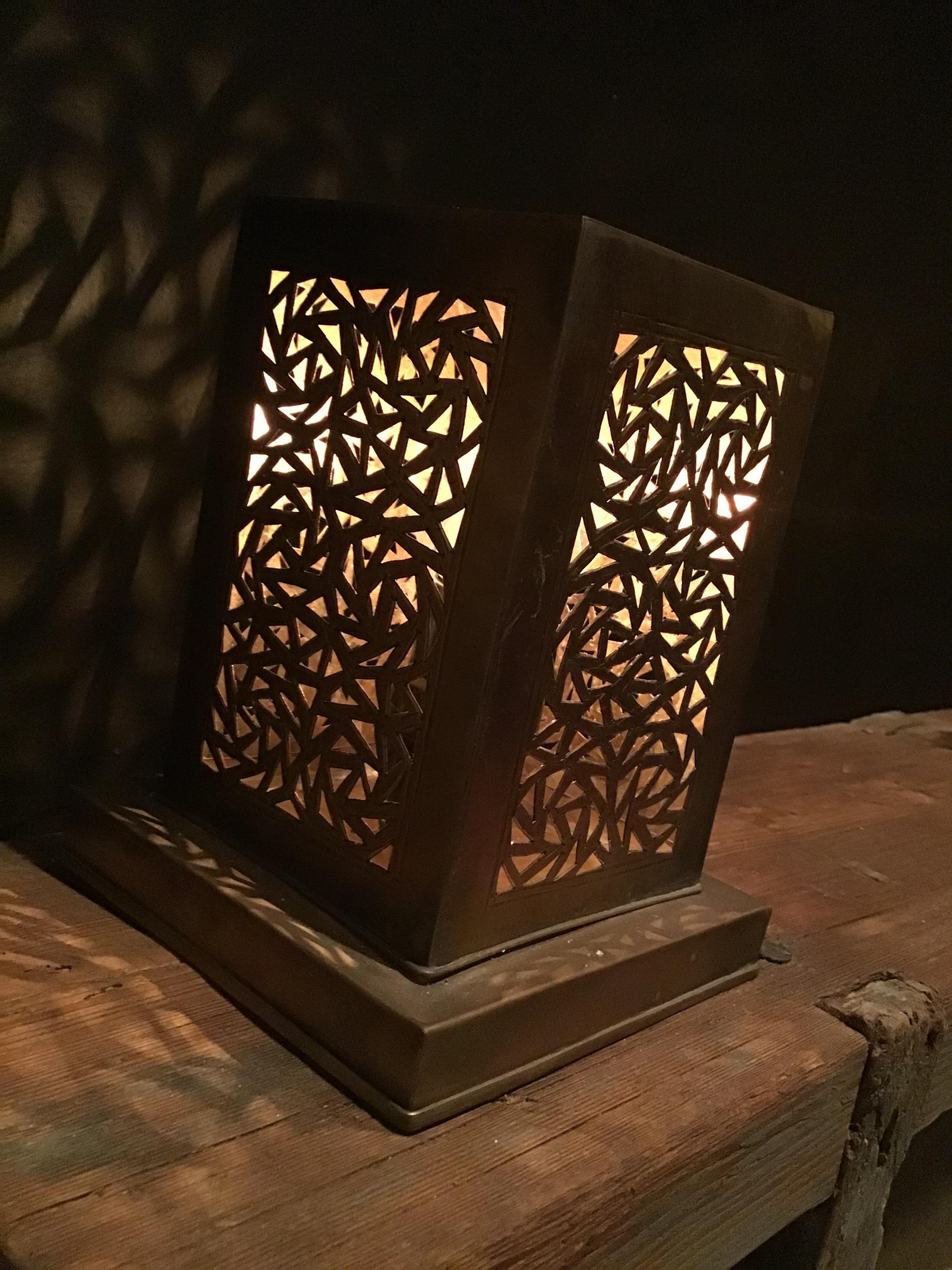 Medium Moroccan Brass Cube Lamp In Good Condition In Los Angeles, CA