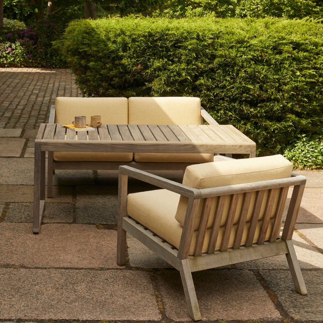 Medium Outdoor 'Virkelyst' Table in Teak for Skagerak For Sale 3