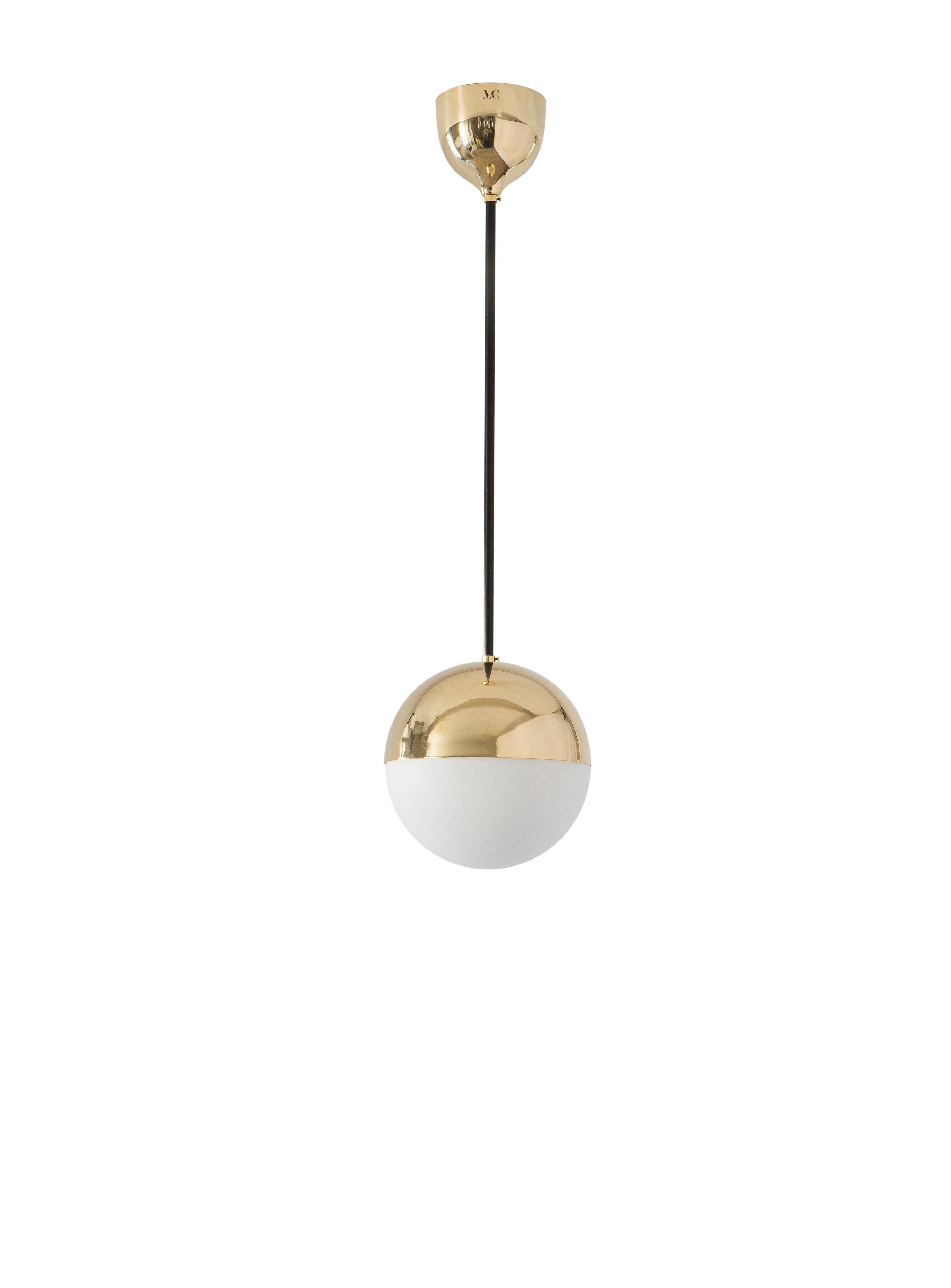 Pendant 01 by Magic Circus Editions
Dimensions: D 25 x W 25 x H 130 cm, also available in H 110, 150, 175, 190 cm
Materials: Brass, mouth blown glass

All our lamps can be wired according to each country. If sold to the USA it will be wired for