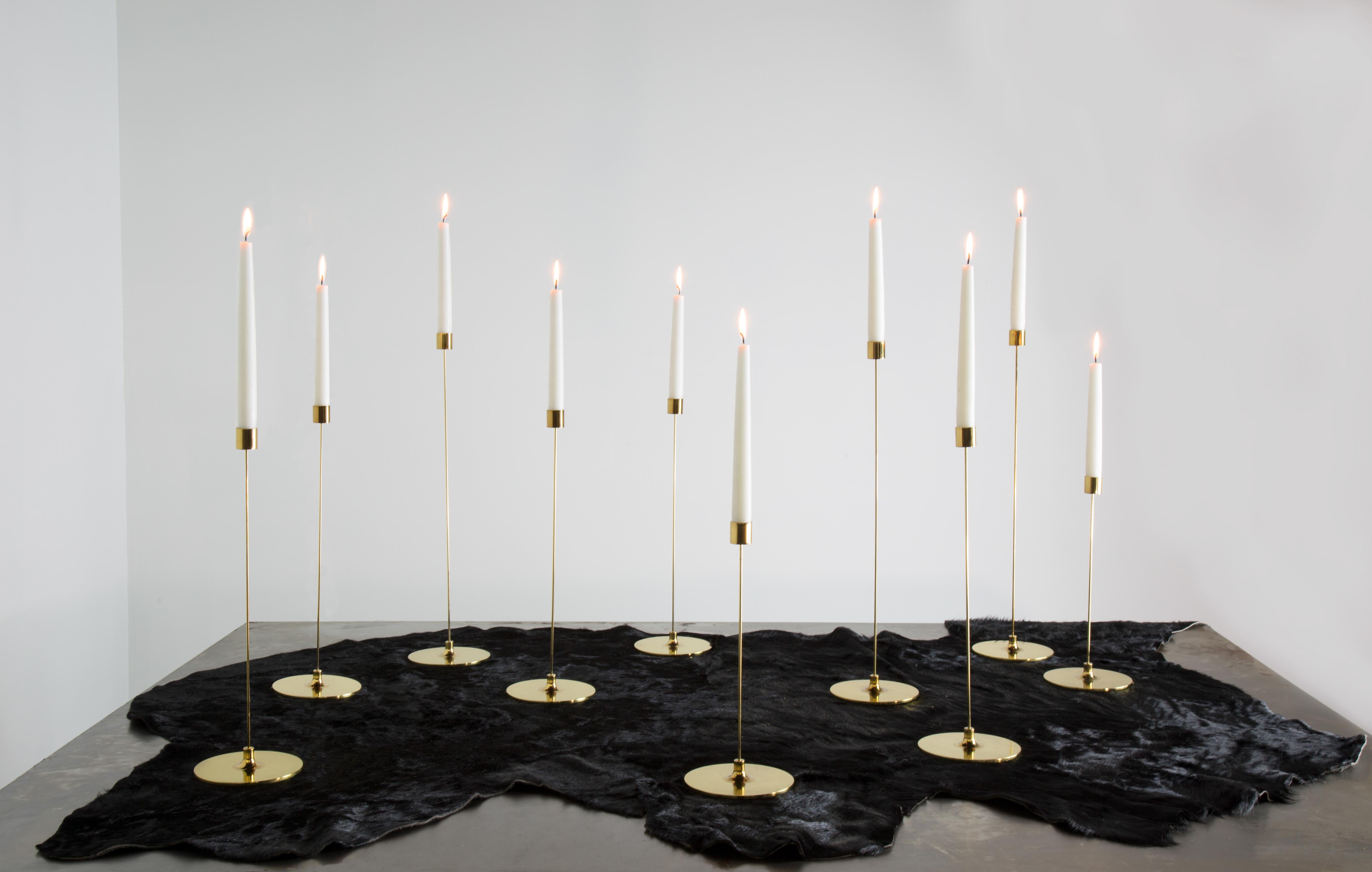 Medium Pin Darkened Brass Candlestick by Gentner Design In New Condition For Sale In Geneve, CH