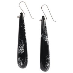 Medium Polished Dew Drop Earrings in Black Marble