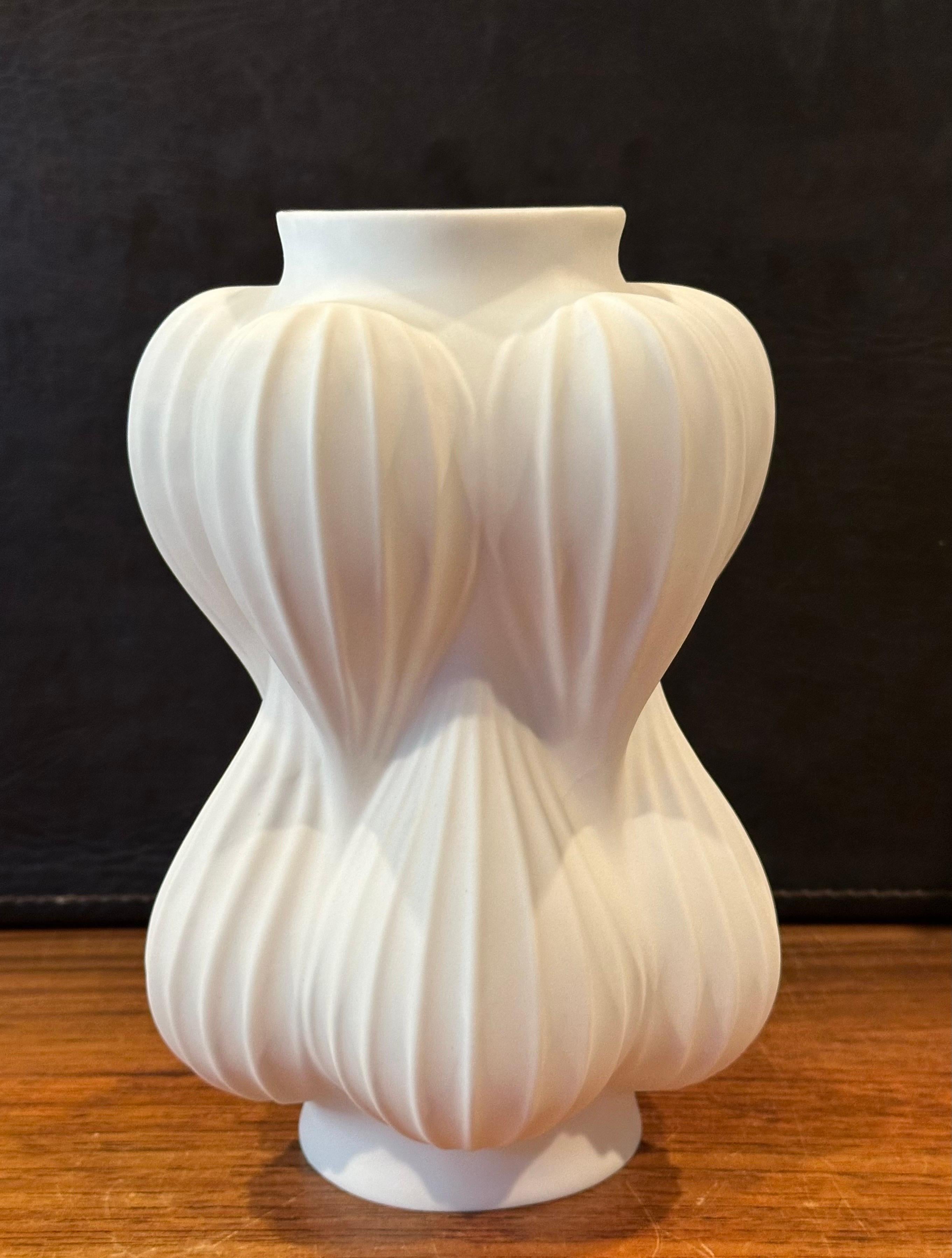 Vaso medio in porcellana 