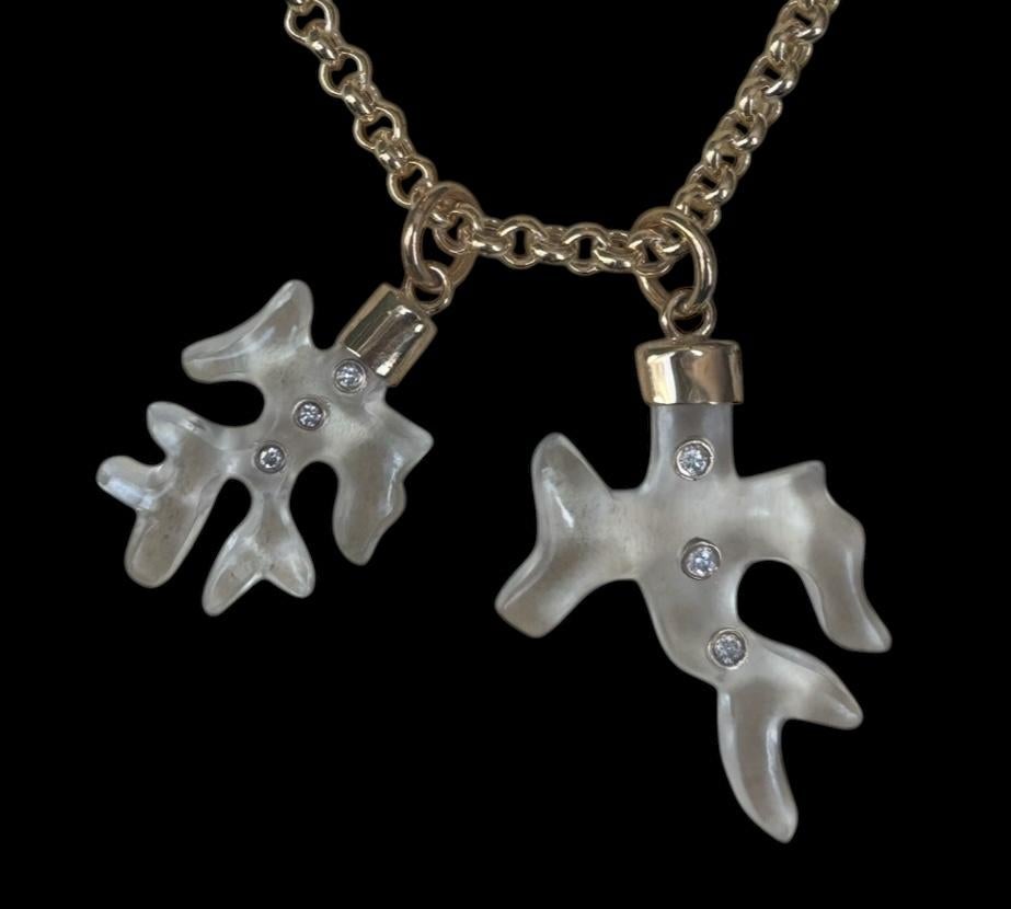 Ciondolo medio in cristallo di rocca e diamanti a forma di corallo con CAP personalizzato in oro 14k in vendita 11