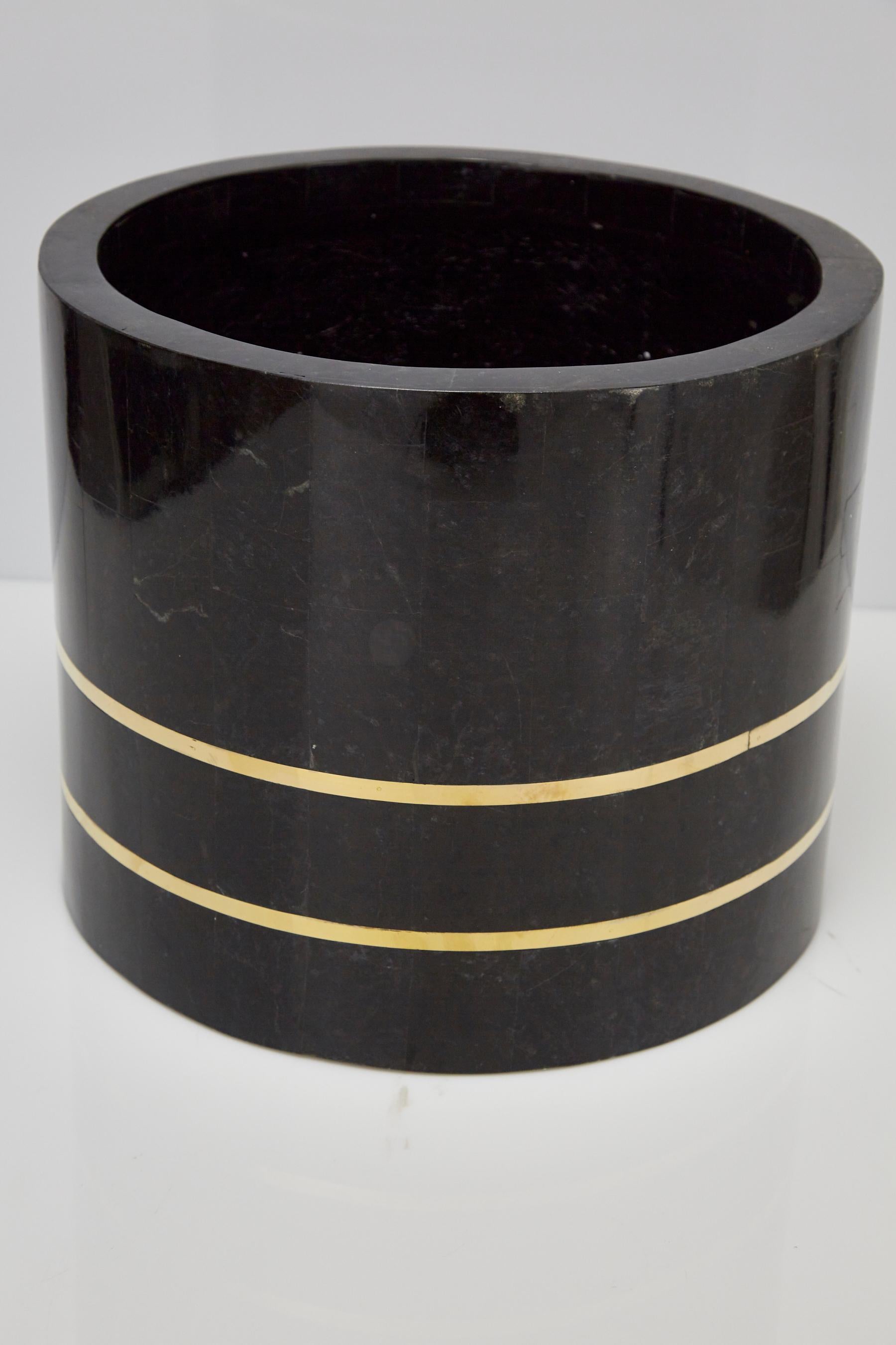Medium Round Tessellated Black Stone Planter with Brass Detailing, 1980s 1
