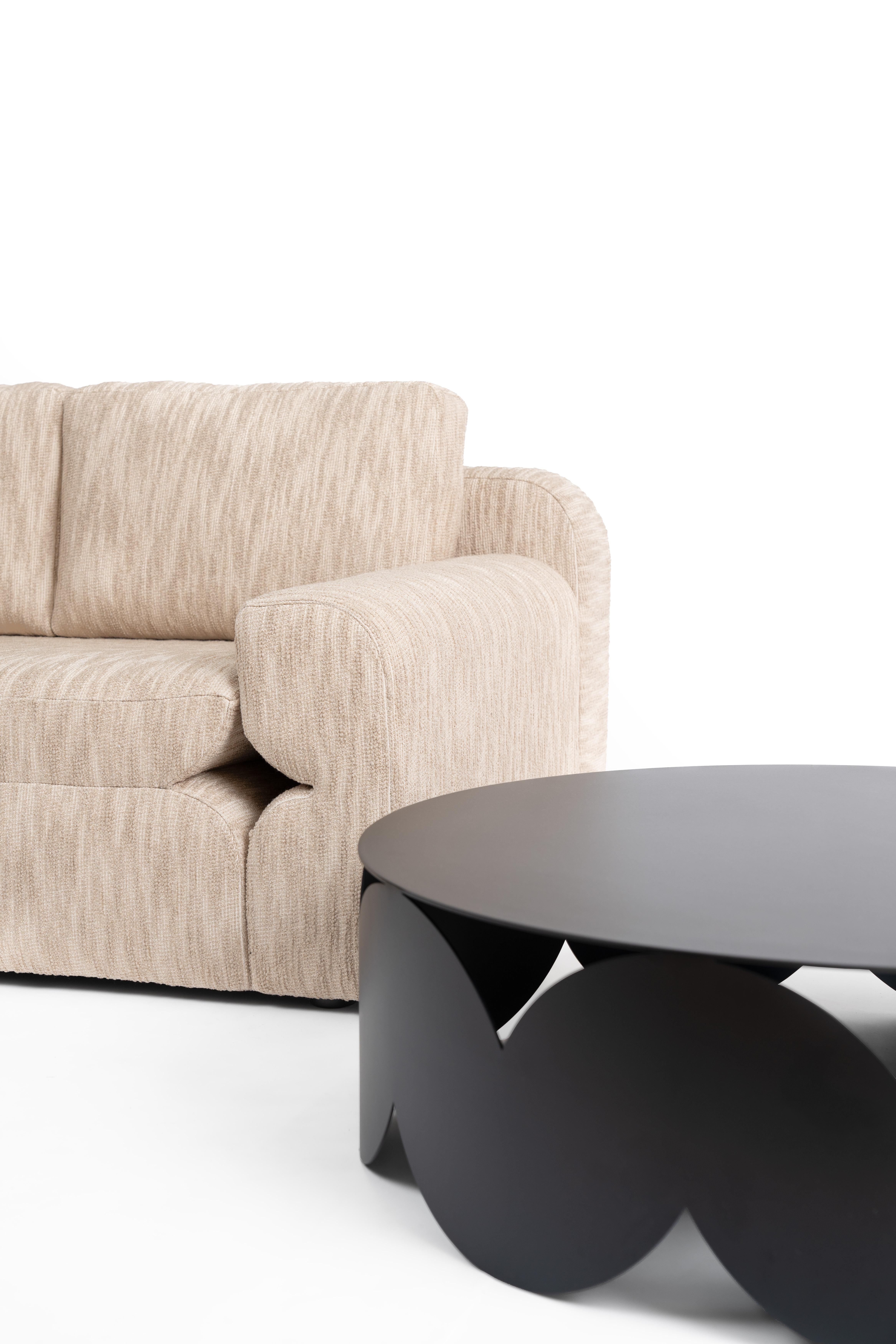 Acier Table basse serpentine moyenne par RALPH M en vente