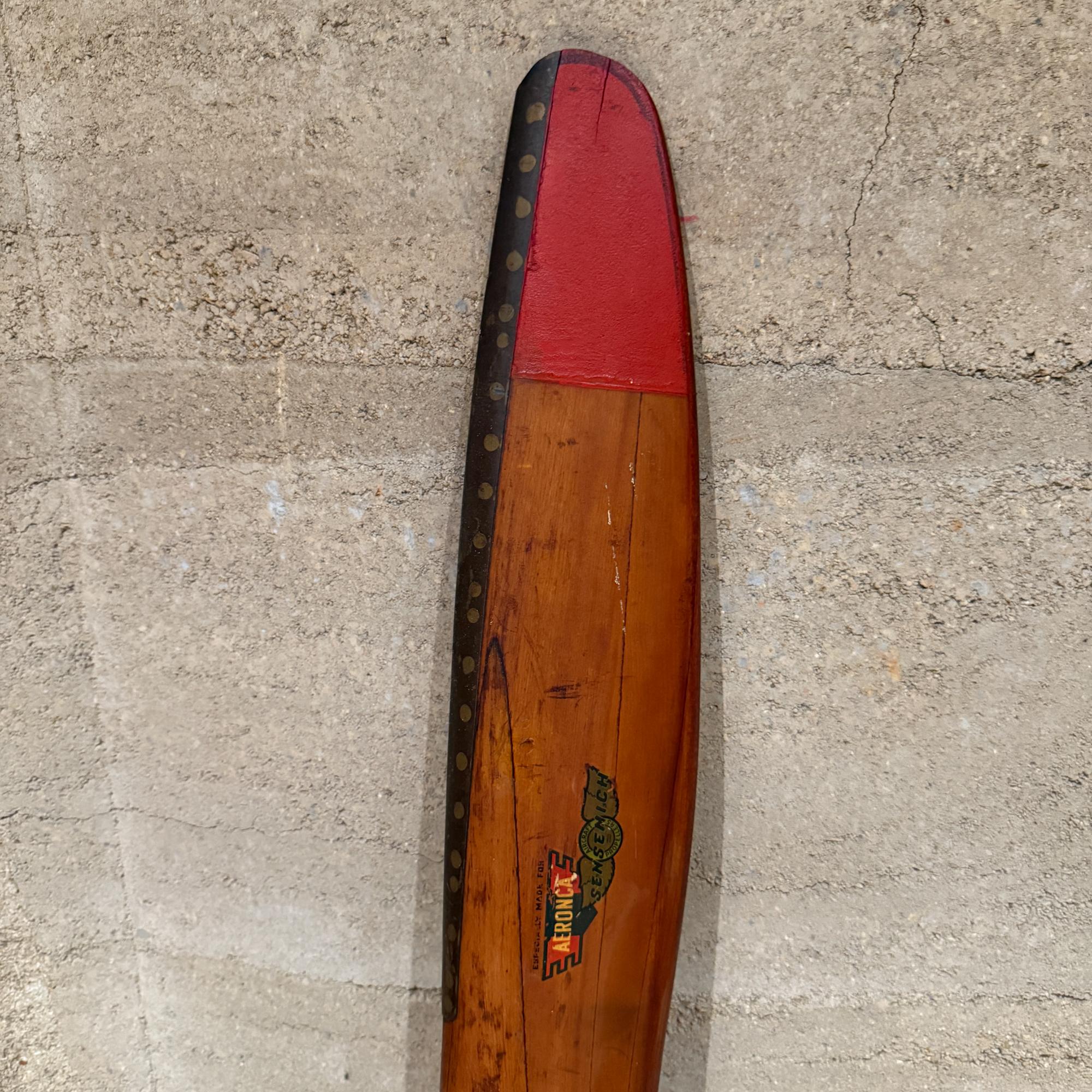 Mittelgroßes Flugzeug Wood Propeller SENSENICH AERONCA Mid-Century (Moderne der Mitte des Jahrhunderts) im Angebot