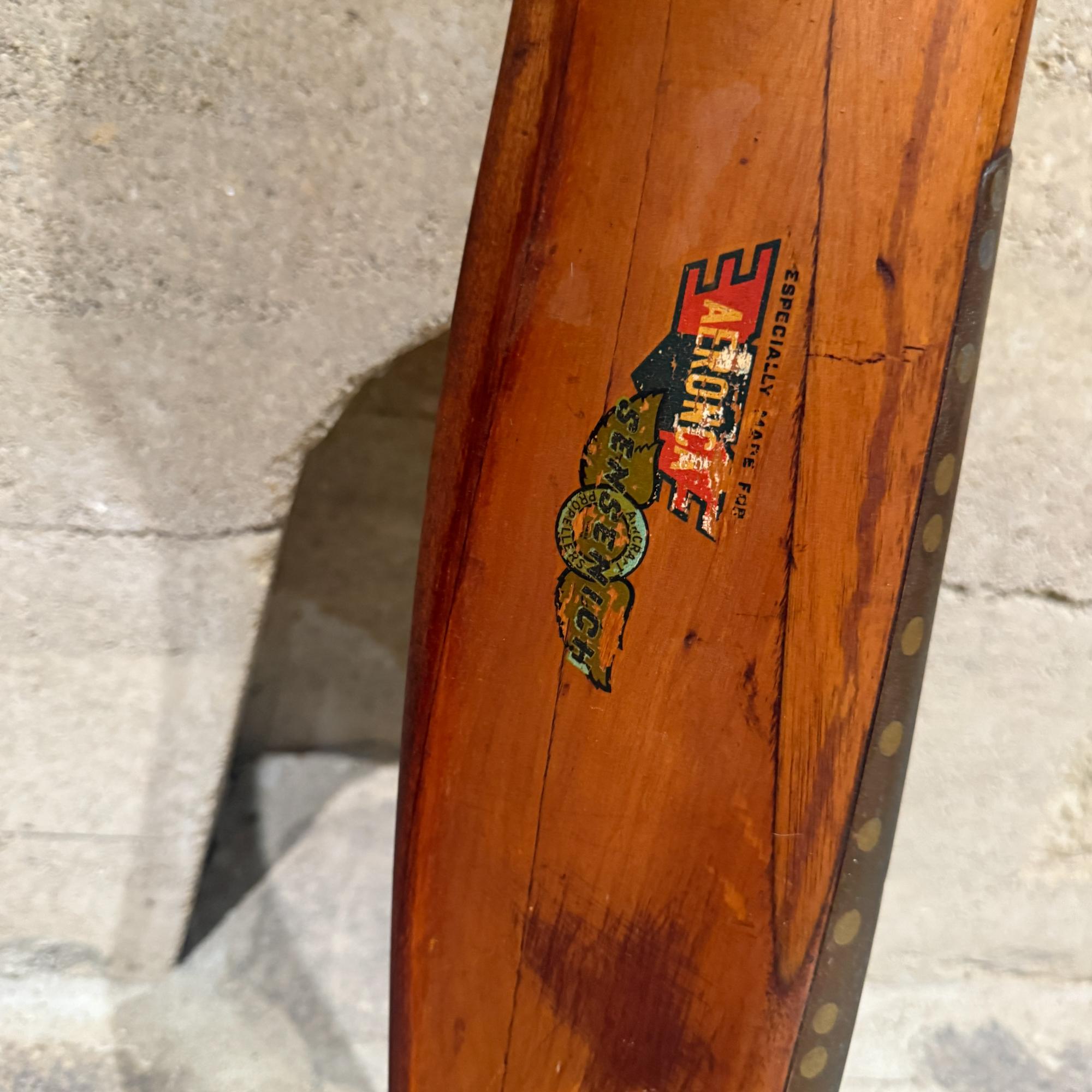 Mittelgroßes Flugzeug Wood Propeller SENSENICH AERONCA Mid-Century im Angebot 2