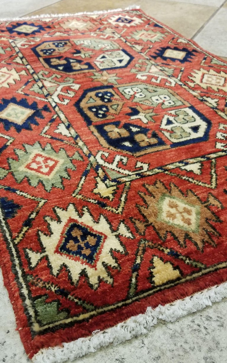 Medium Size Asian Area Rug, Colorful / 213 In New Condition For Sale In Orlando, FL