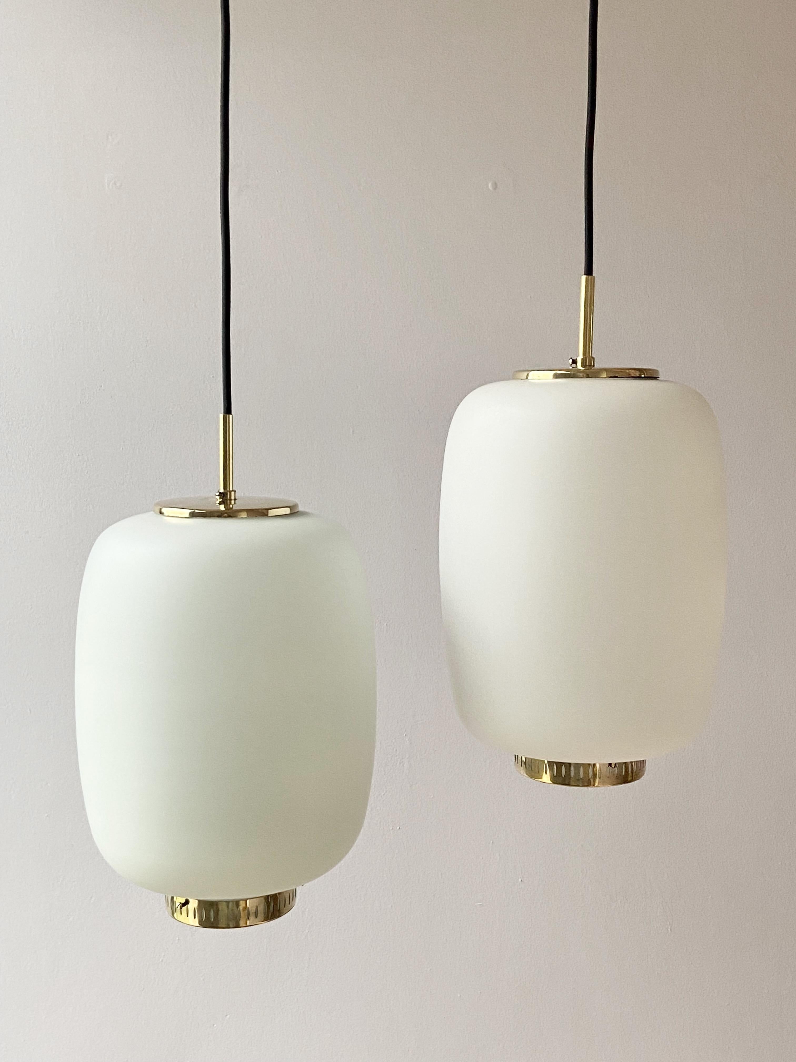 Medium Size Bent Karlby Kina Pendant Lamp Brass and Opaline by Lyfa, Denmark In Good Condition In Krefeld, DE