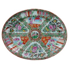 Medium Size Chinese Rose Medallion Porcelain Plater, Ric 058