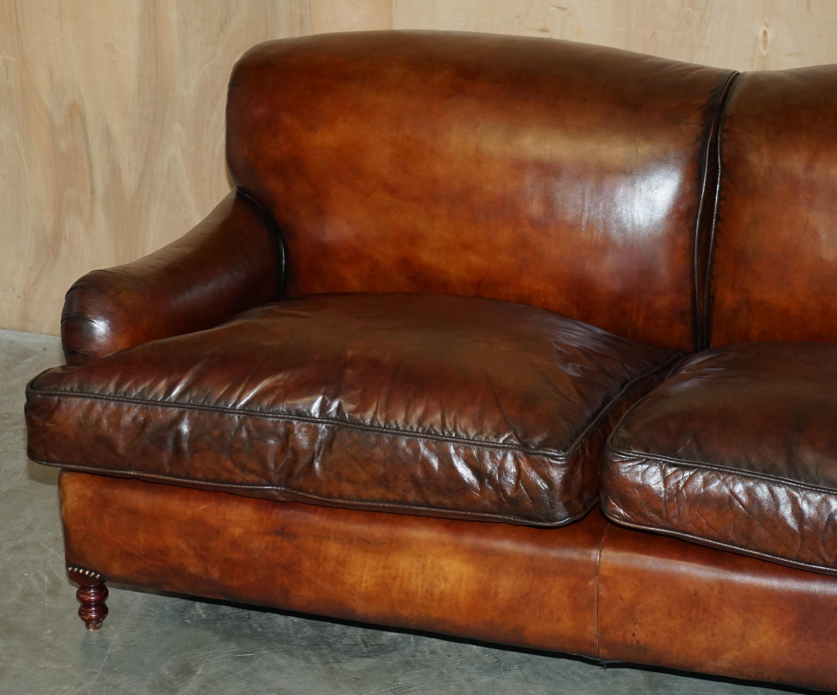 MEDIUM SIZE GEORGE SMITH HOWARD & SON'S BROWN LEATHER SIGNATURE SCROLL ARM SOFA (Englisch) im Angebot