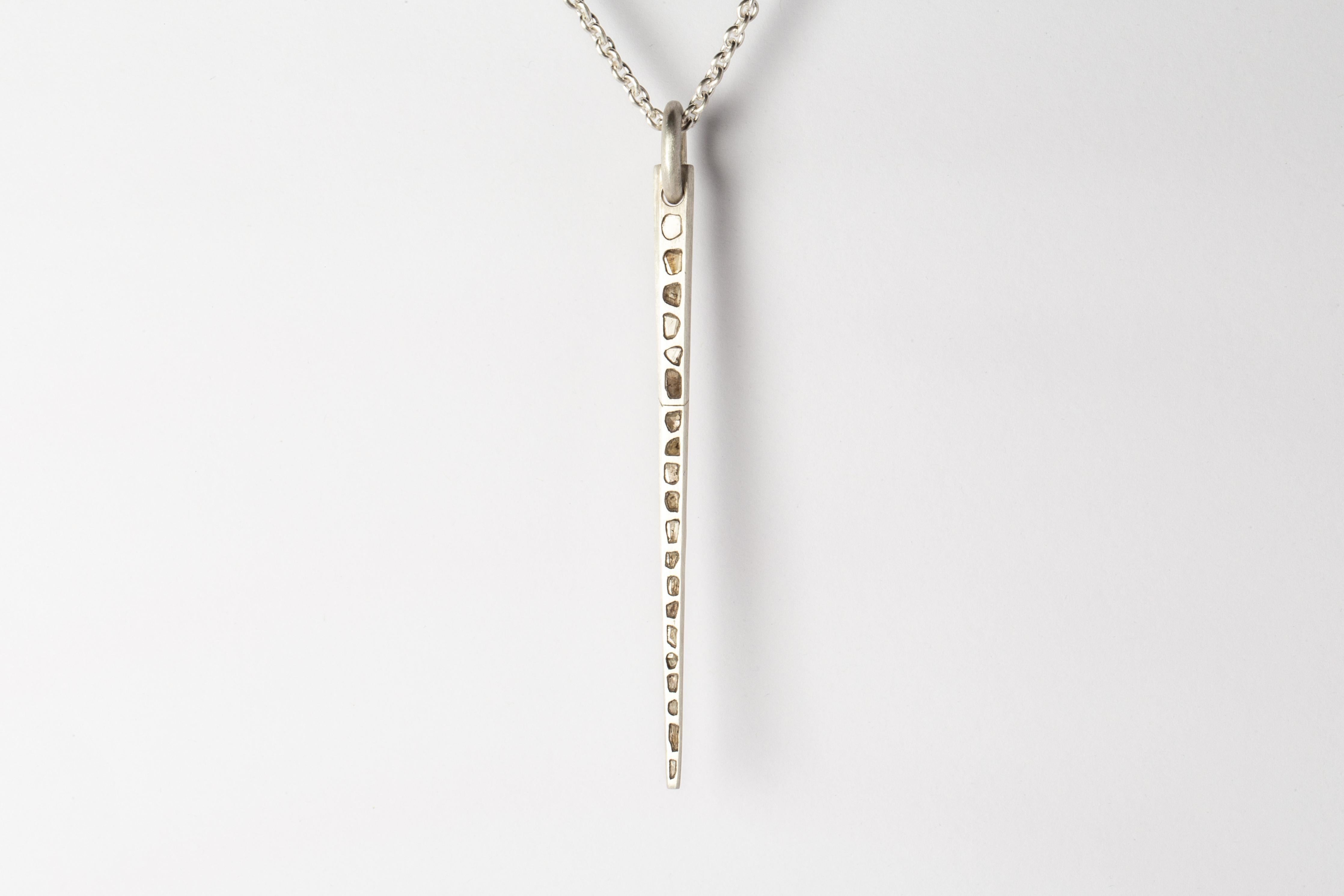 Medium Spike Necklace (Mega Pavé, MA+DIA) For Sale 1