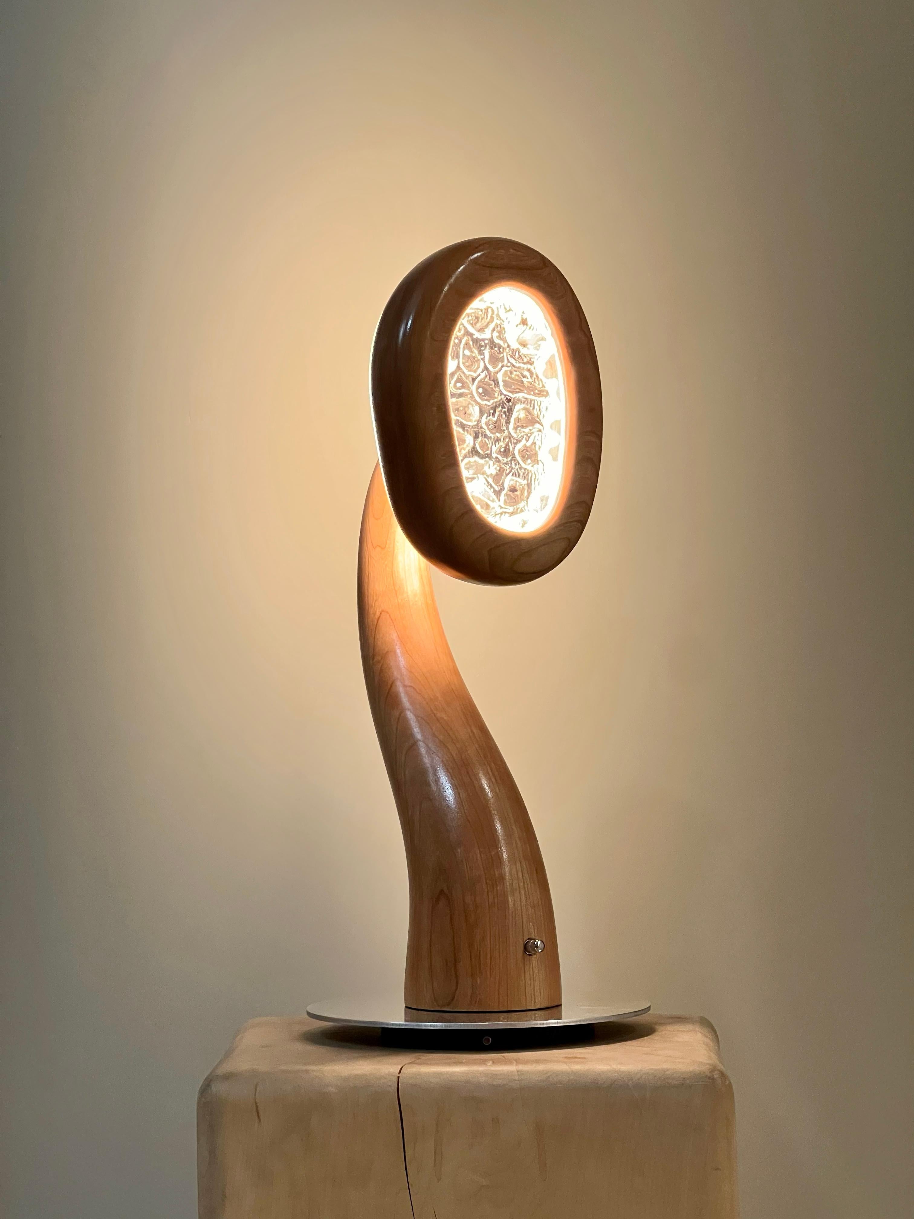 Mittelgroße Sprout-Tischlampe von Yonathan Moore, präsentiert von Tuleste Factory im Zustand „Neu“ im Angebot in New York, NY