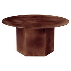 Mesa baja "Epic" de acero en rojo tierra by Gamfratesi for Gubi
