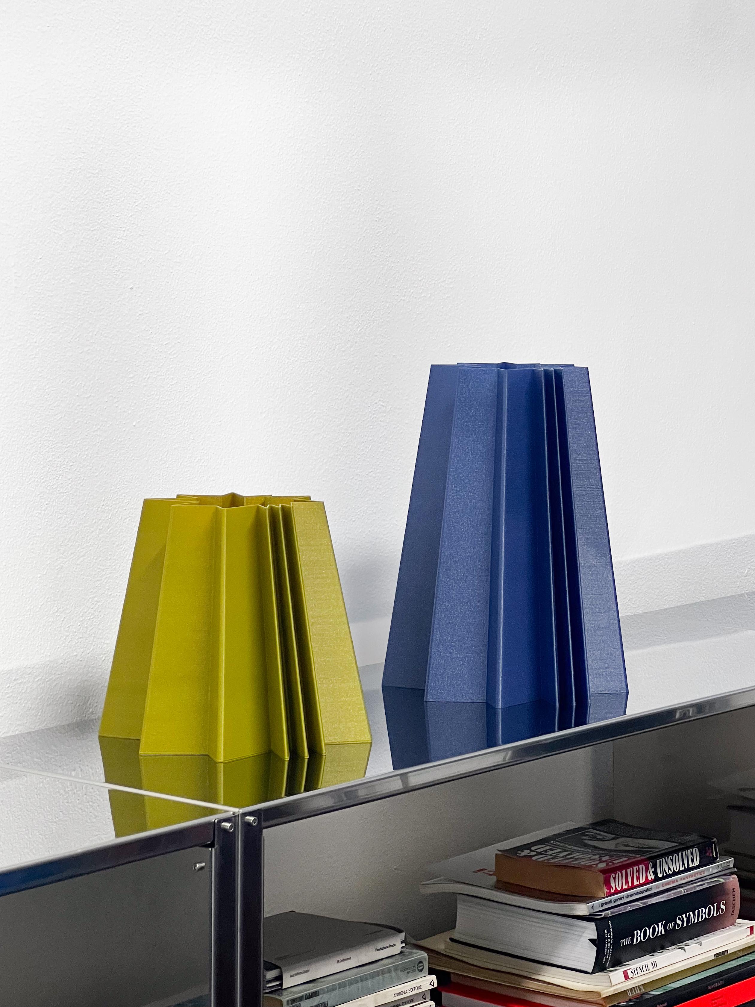 Medium Stella 3D Printed Vase by Jimena Montemayor Neuf - En vente à Geneve, CH