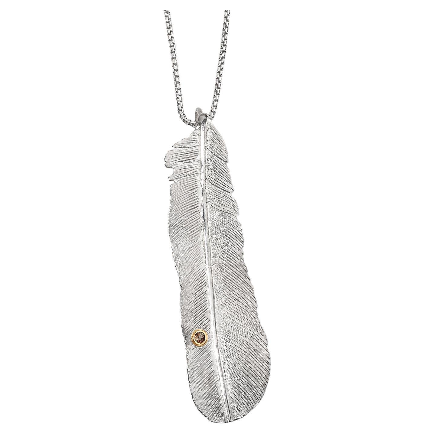 Medium Sterling Silver Detailed Bird Feather Pendant w. Andalusite in 18K Gold For Sale