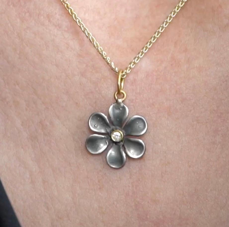 pandora flower pendant