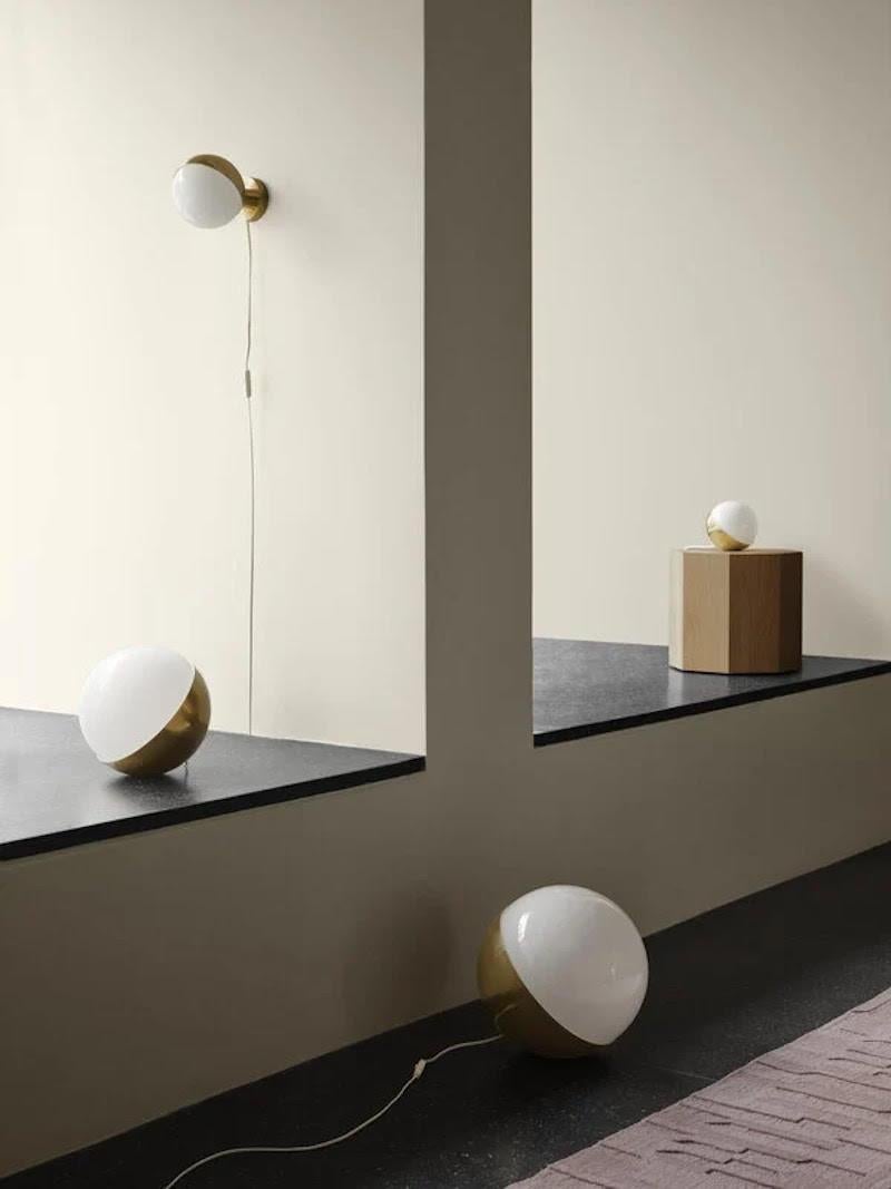 Medium Table / Floor Lamp model VL Studio by Louis Poulsen. For Sale 2