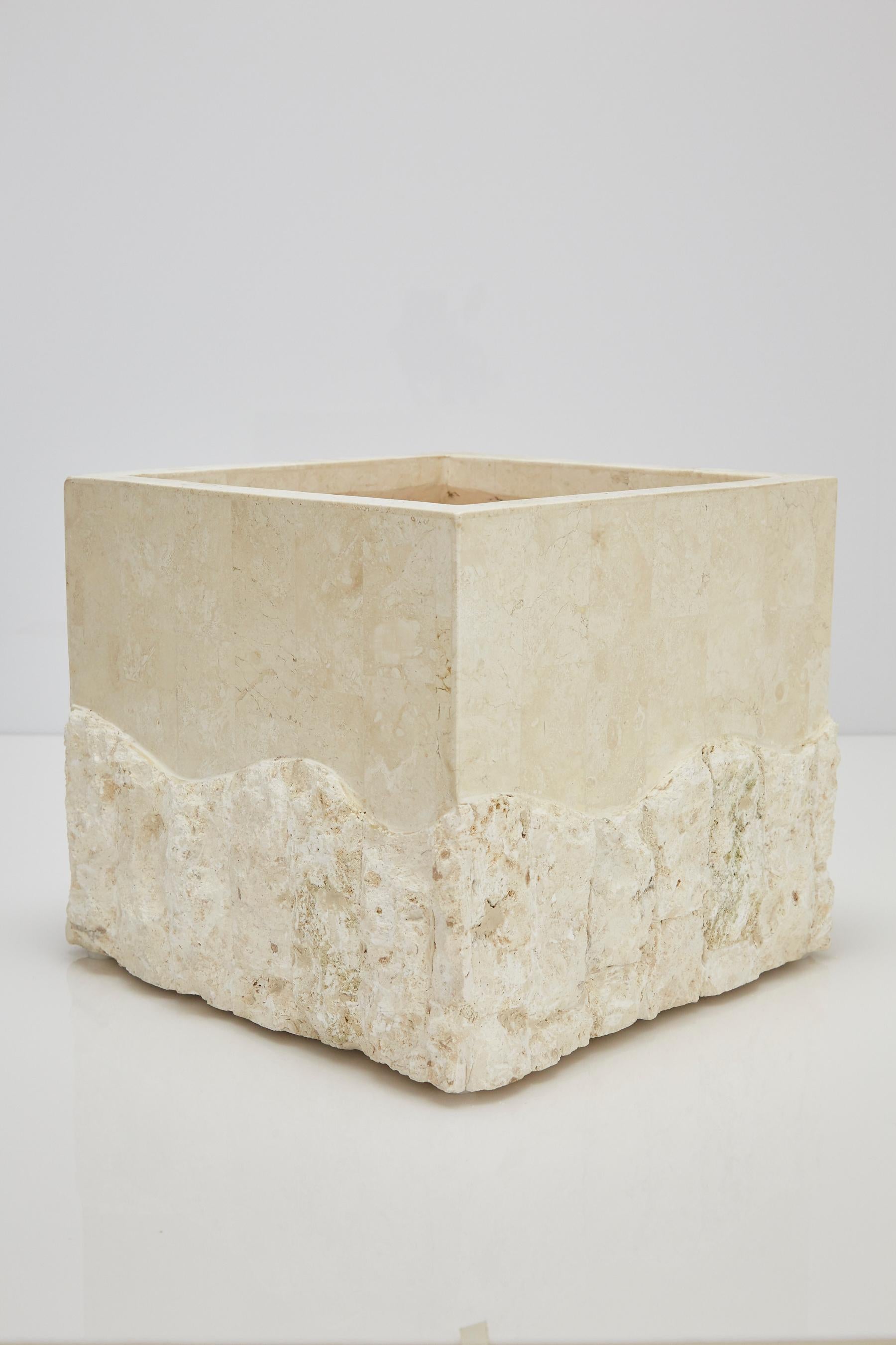 Medium Tessellated White Stone Square Rough and Smooth Planter, 1990s In Excellent Condition For Sale In Los Angeles, CA