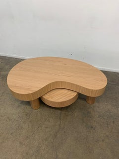Medium Version Kidney Two Tiered Coffee Table Set