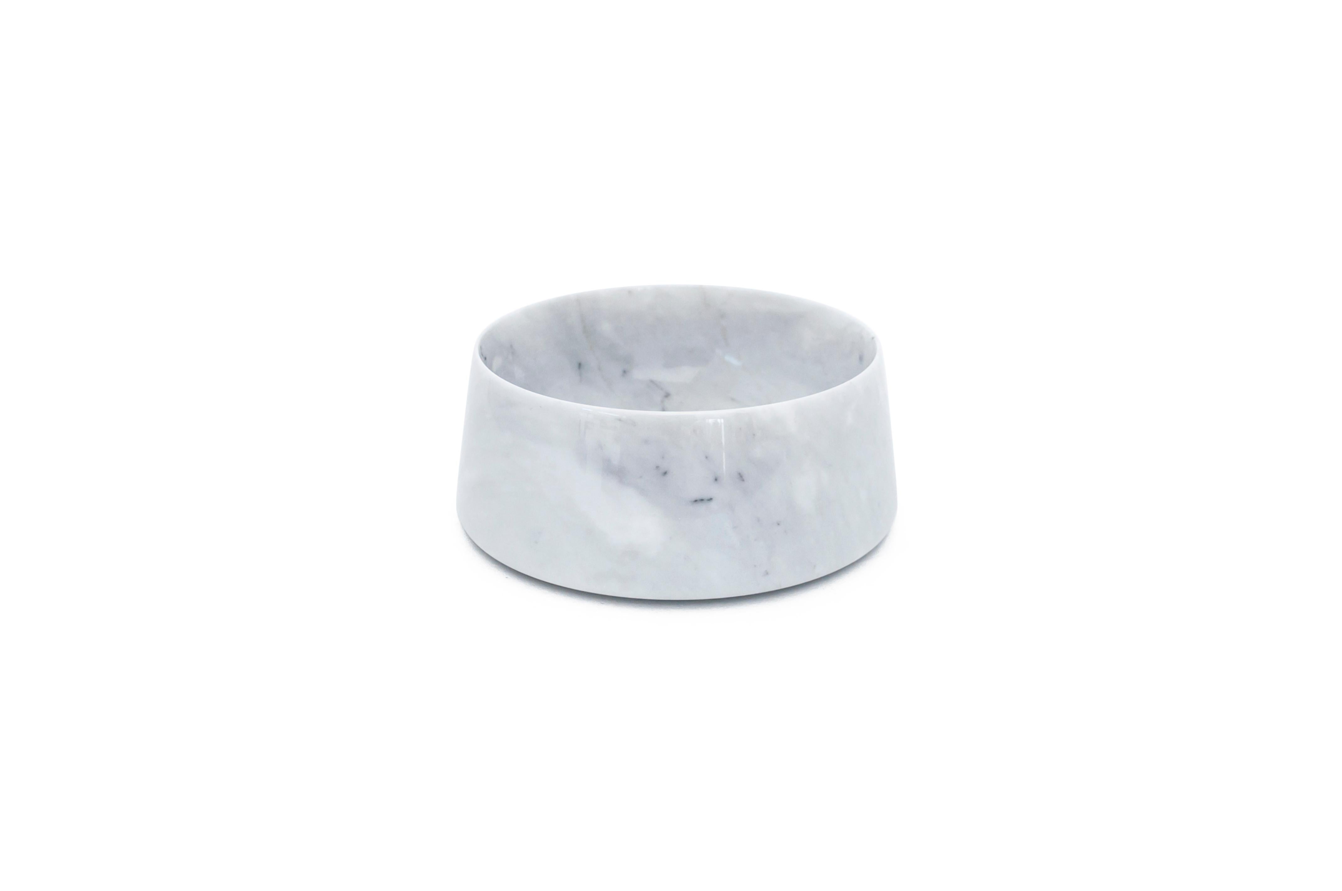 White Carrara marble bowl for cats and dogs, made in Italy, Carrara. Size Medium.
Each piece is in a way unique (every marble block is different in veins and shades) and handmade by Italian artisans specialized over generations in processing