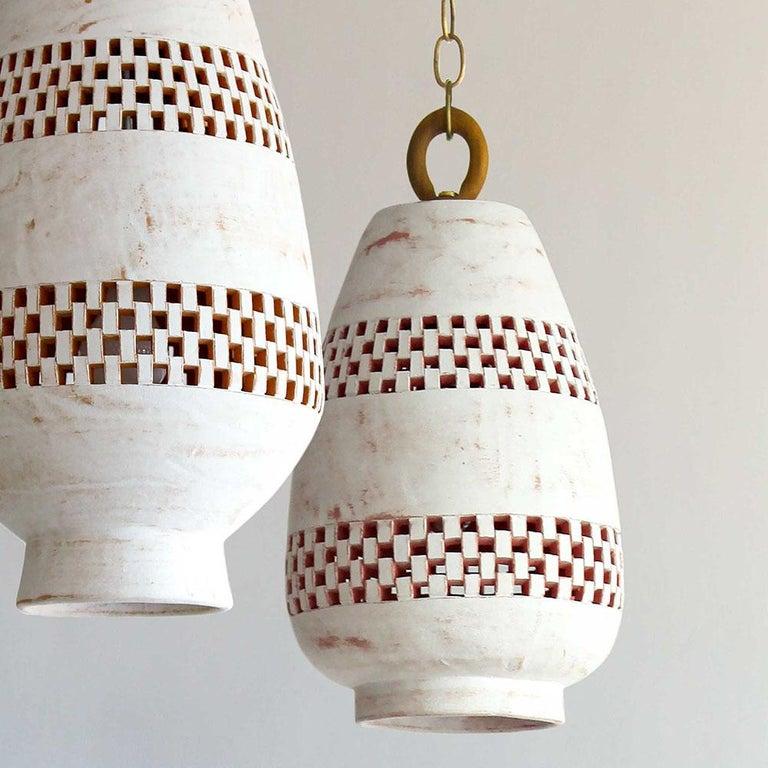 Mid-Century Modern Medium White Ceramic Pendant Light, Aged Brass, Ajedrez Atzompa Collection For Sale