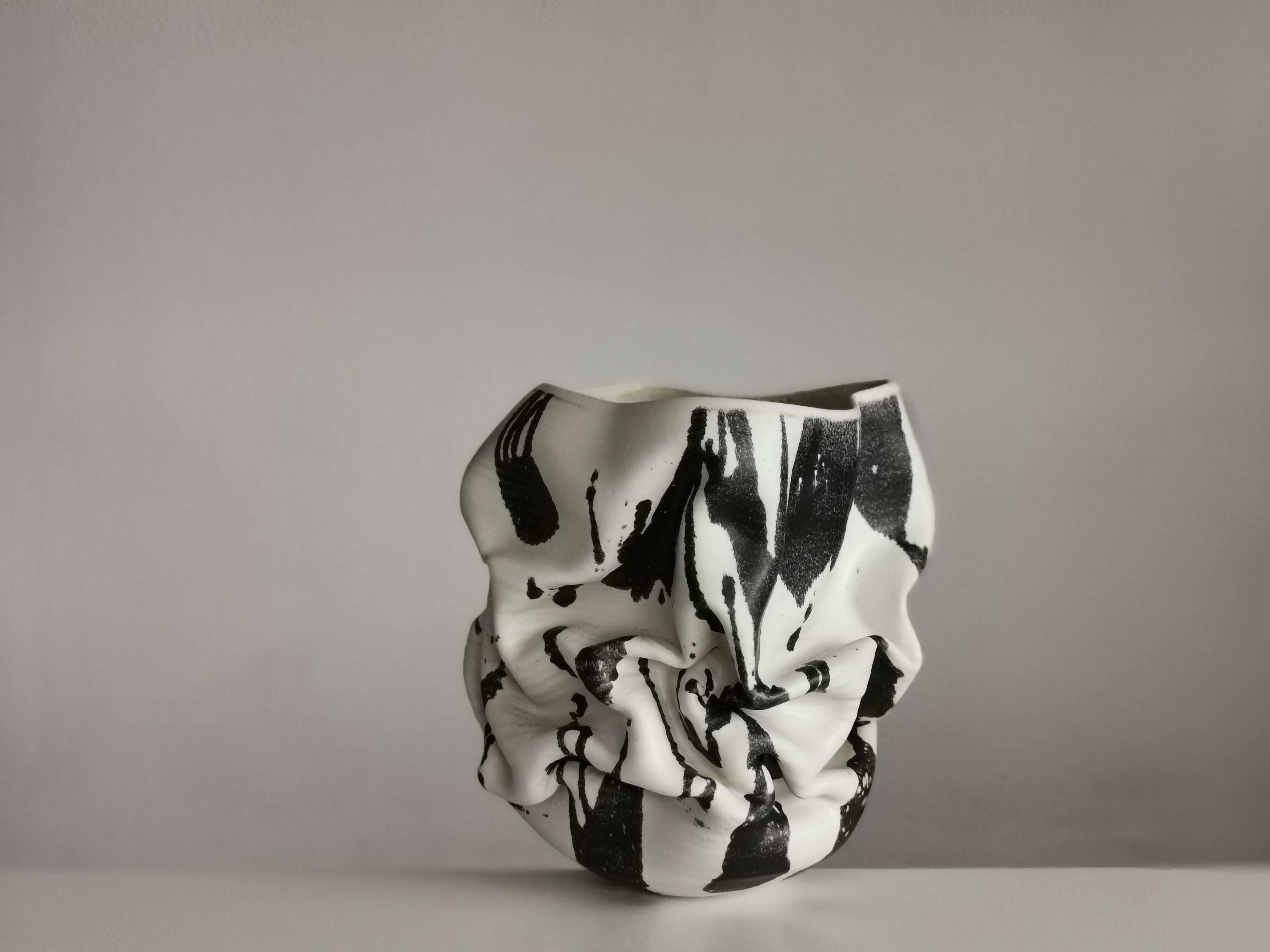 Other Medium White Dehydrated Form, Unique Ceramic Sculpture Vessel N.62