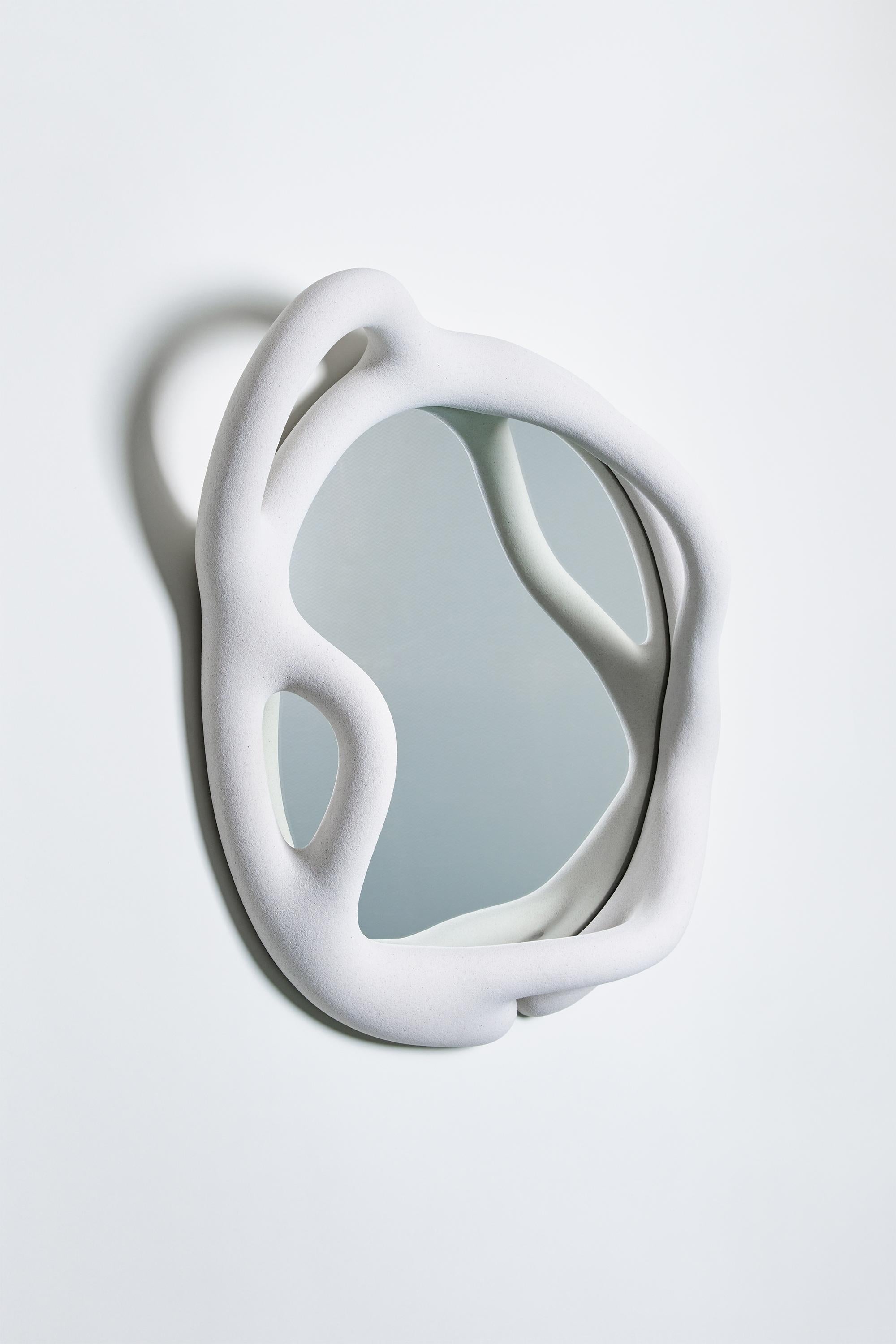 Medium White Portal Mirror by Hot Wire Extensions In New Condition For Sale In Geneve, CH