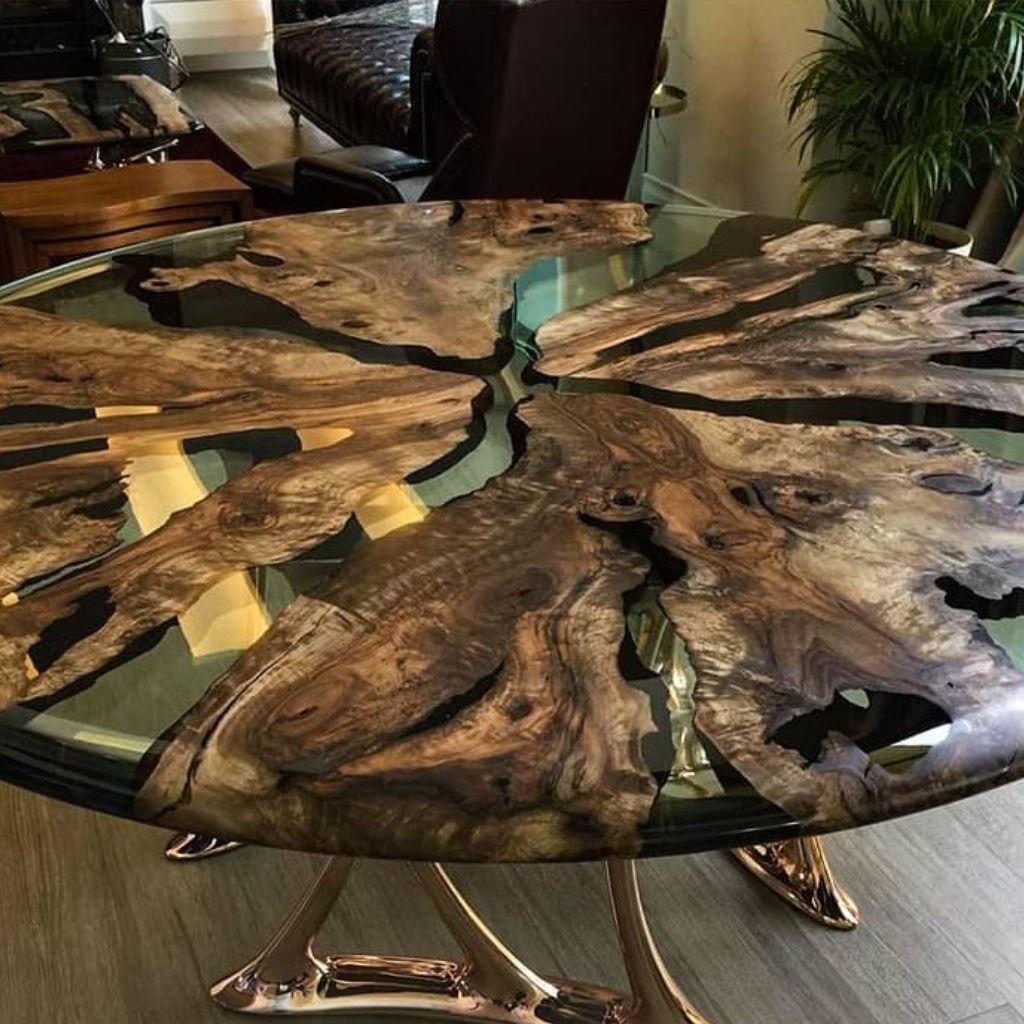 Turc Table de salle à manger ronde Medma : bois d'olivier haut de gamme, aluminium coulé en vente