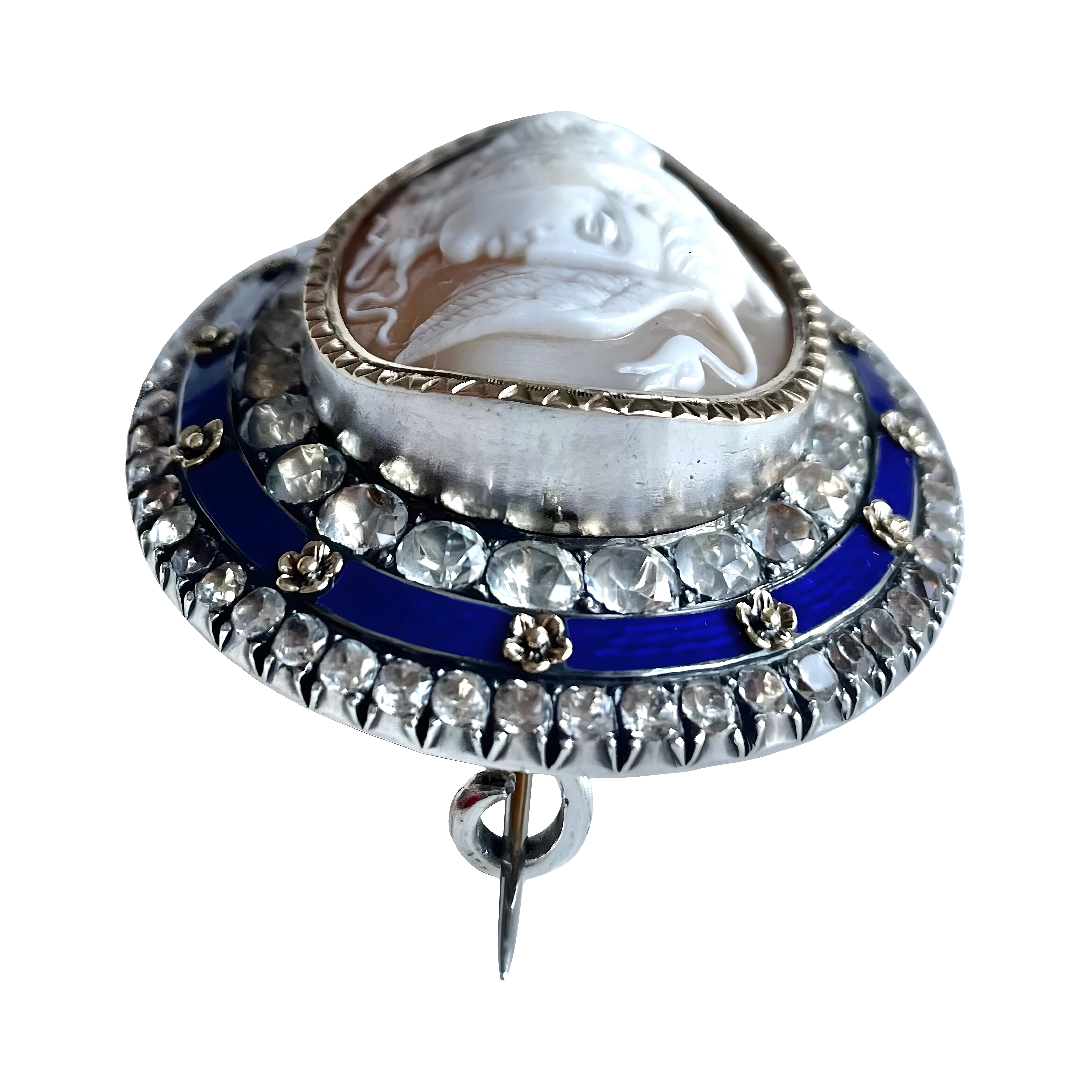 Women's or Men's Medusa carved shell antique Cameo, 925 sterling silver, blue enamel, Victorian For Sale