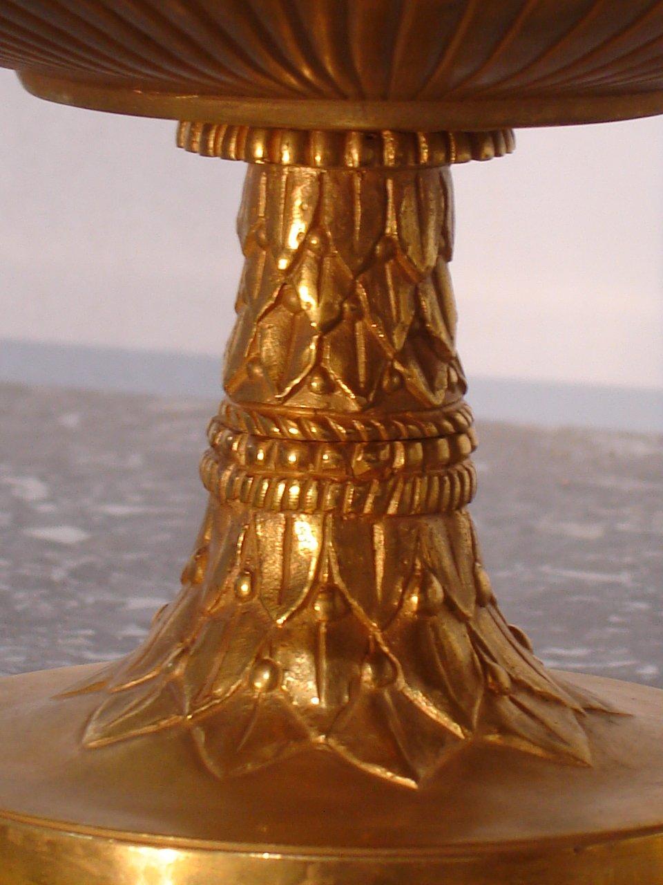 Medusa Kopf Goldene Bronze Tafelaufsatz Obstschale Empire Periode:: Frankreich (19. Jahrhundert)