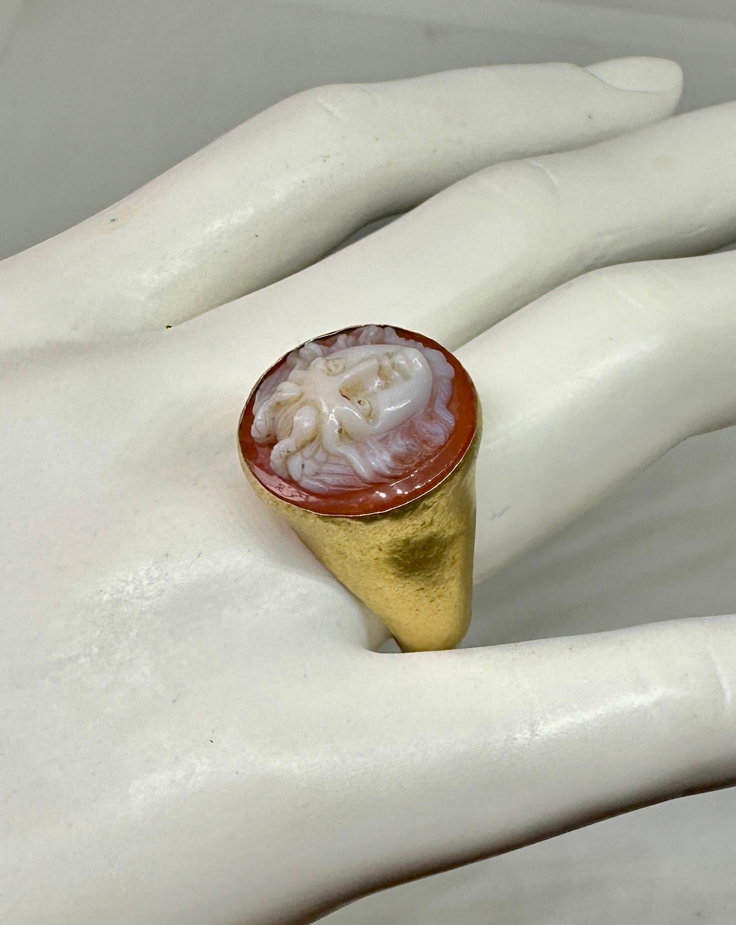 Medusa Snake Hardstone Cameo Ring 20 Karat Gold Museum Quality Antique Victorian 7