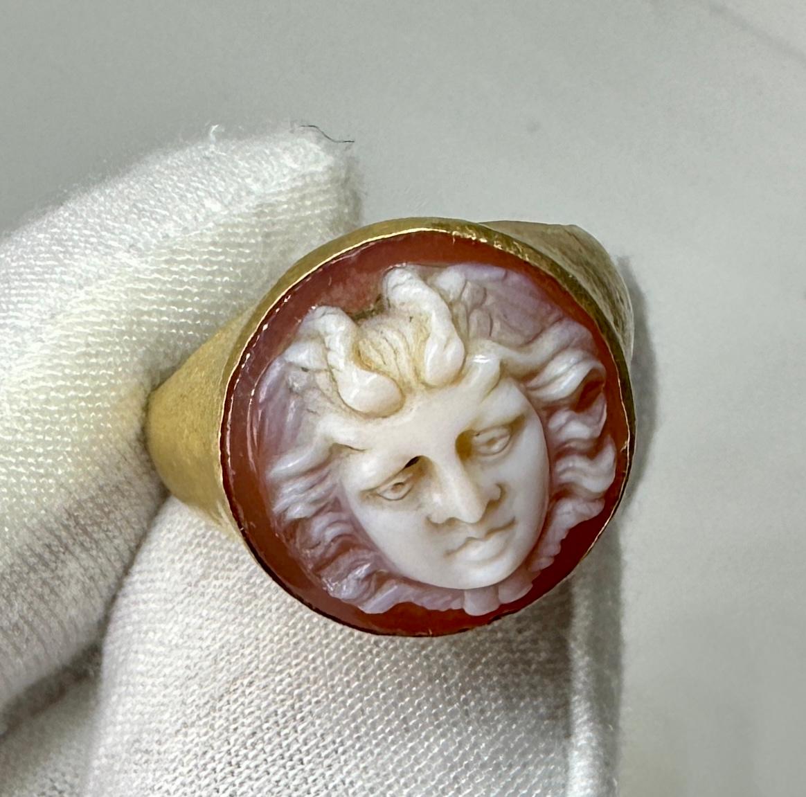 Medusa Snake Hardstone Cameo Ring 20 Karat Gold Museum Quality Antique Victorian 1