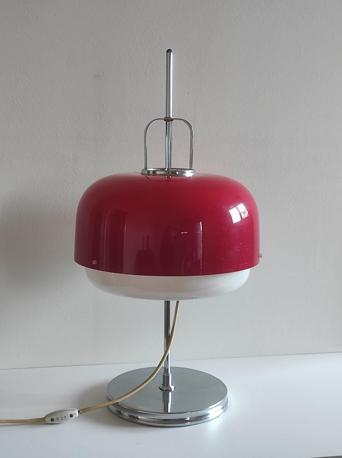 Lámpara de mesa Medusa de Luigi Massoni para Guzzini Años 70 en venta 2