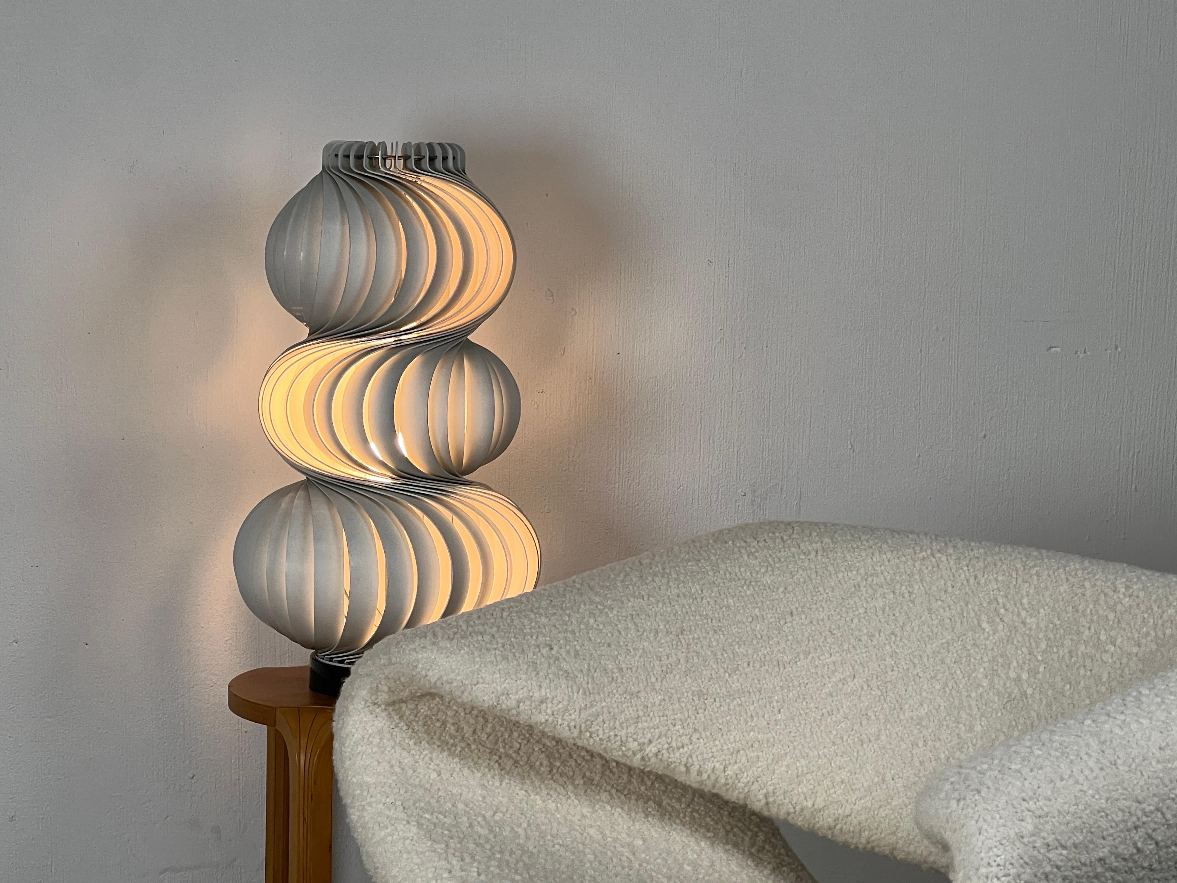 Medusa Table Lamp by Olaf von Bohr In Good Condition For Sale In Dallas, TX