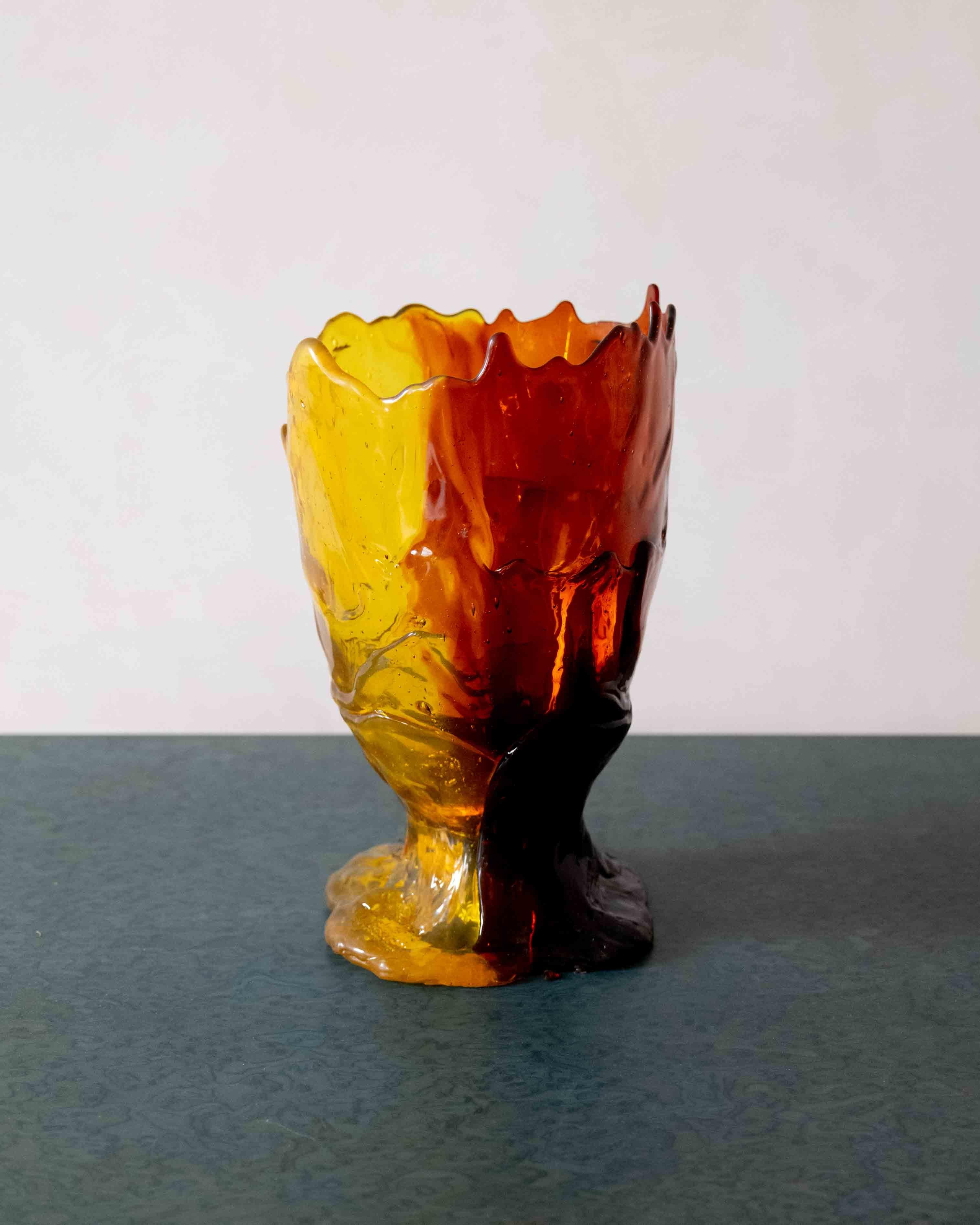 Vase Medusa de Gaetano Pesce en jaune clair et rubis foncé Bon état - En vente à New York, NY
