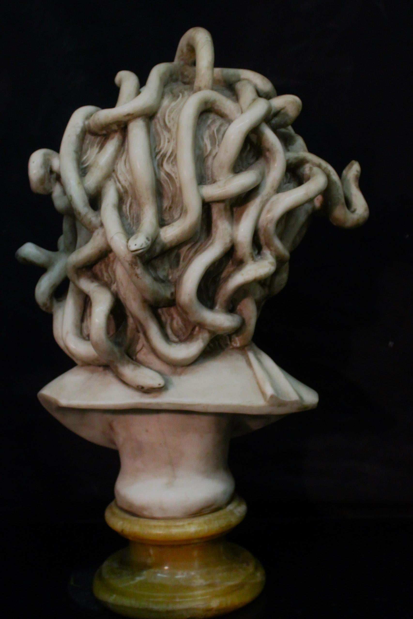 Detailed representation of Medusa with snakes, in marble. ADDITIONAL PHOTOS, INFORMATION OF THE LOT AND SHIPPING INFORMATION CAN BE REQUEST BY SENDING AN EMAIL. Indicative shipping costs in Italy: 160€ and Europe: 340€.

Tags: Medusa con serpenti.