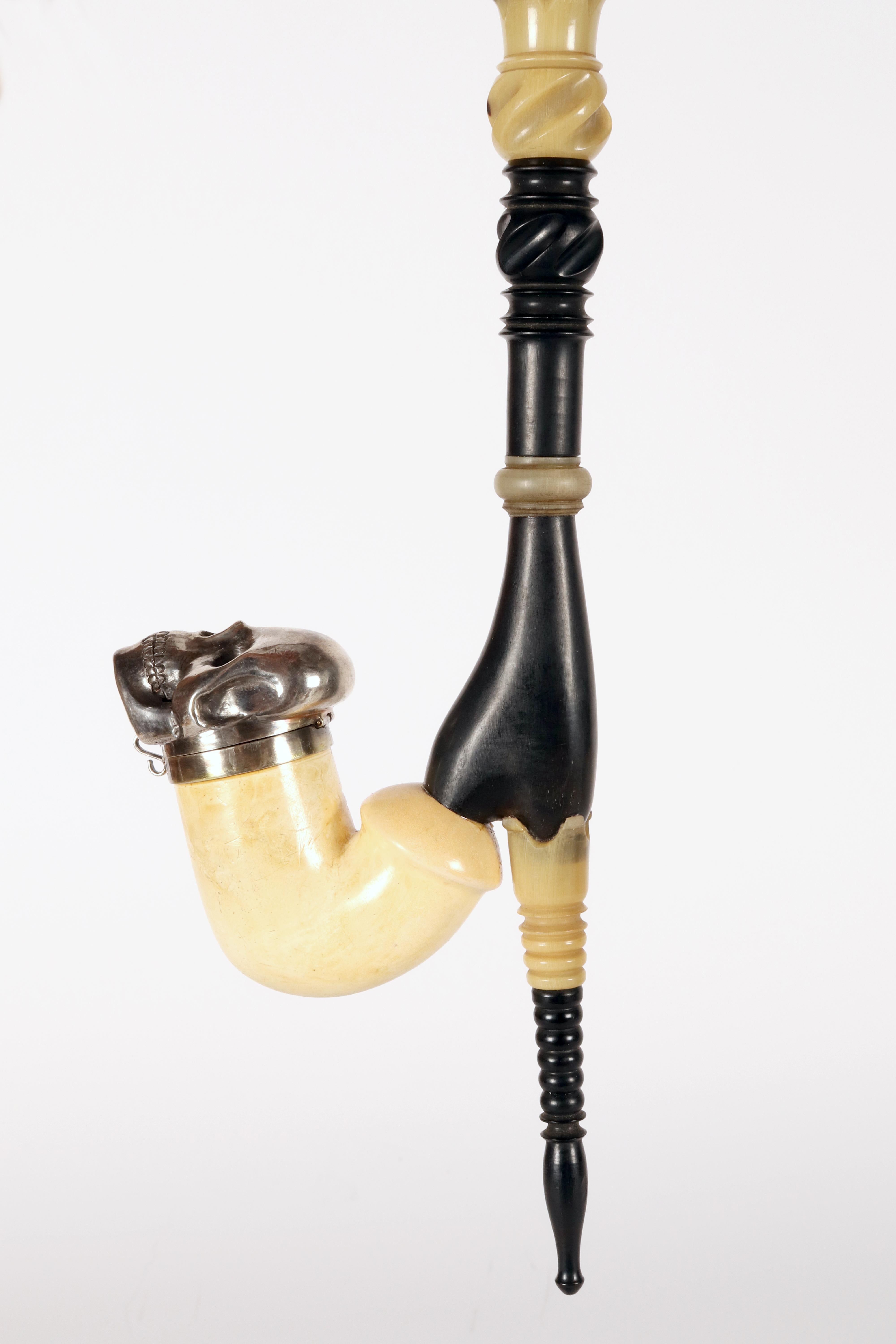 Meershaum and silver pipe depicting a Vanitas-Memento Mori, Vienna, Austria 1880 For Sale 4