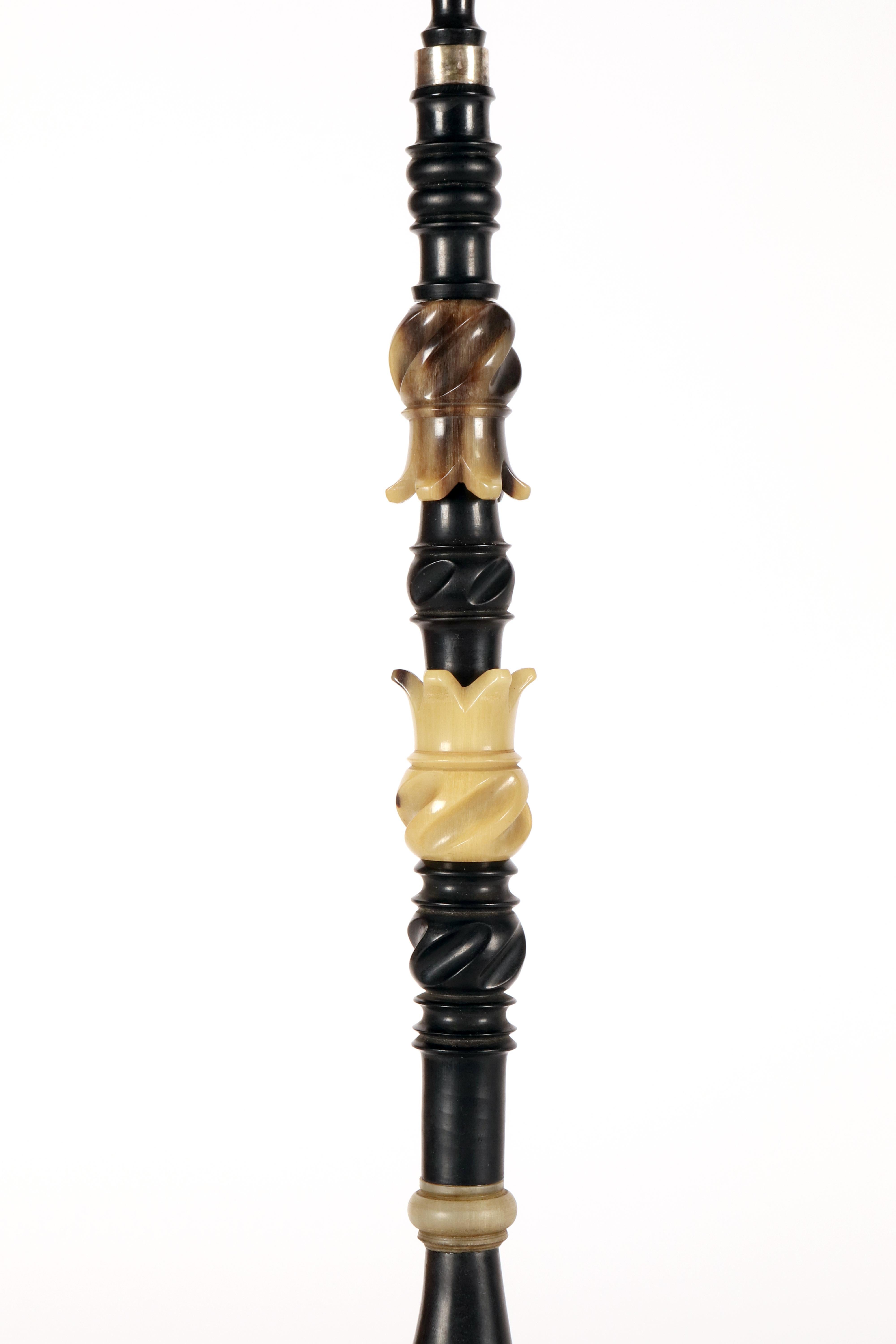 Meershaum and silver pipe depicting a Vanitas-Memento Mori, Vienna, Austria 1880 For Sale 3